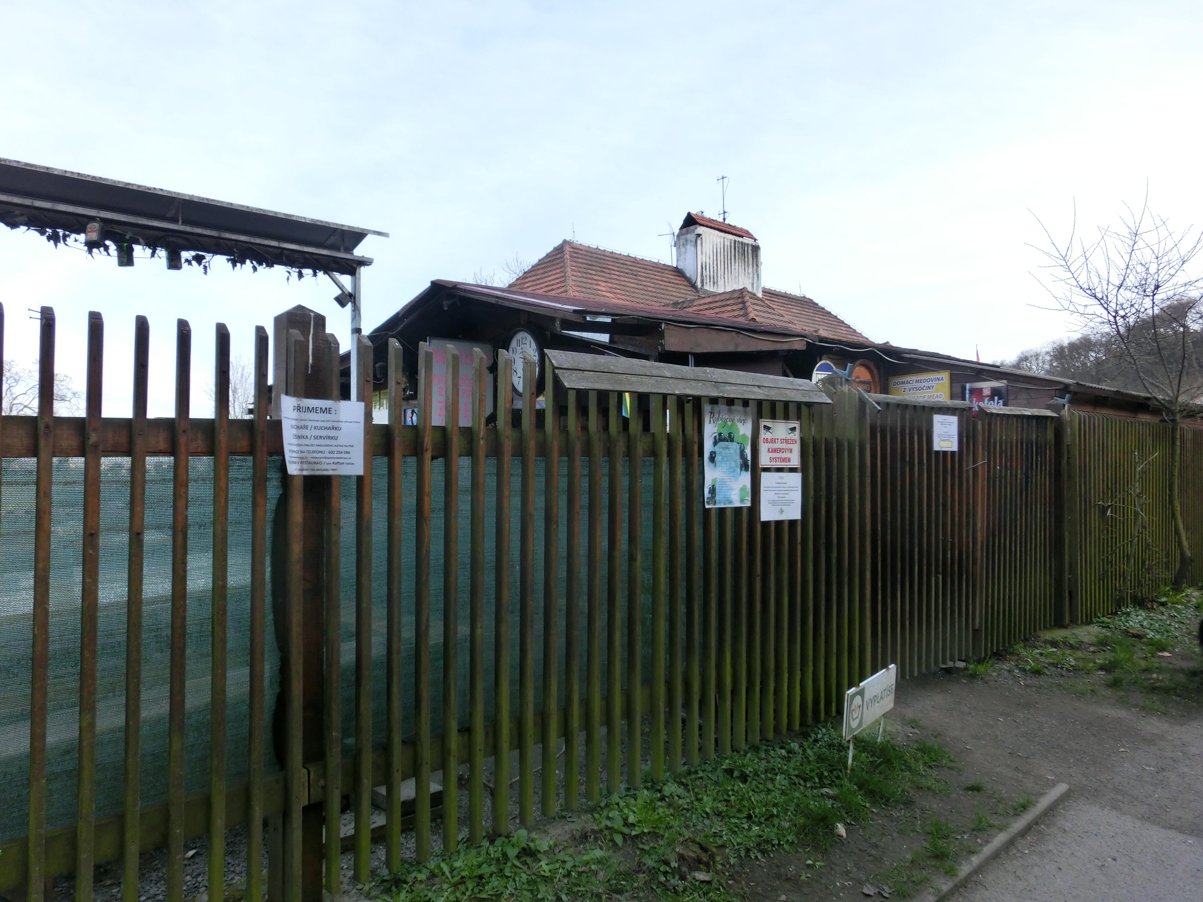 Občerstvení u restaurace Petřínské terasy foto 2