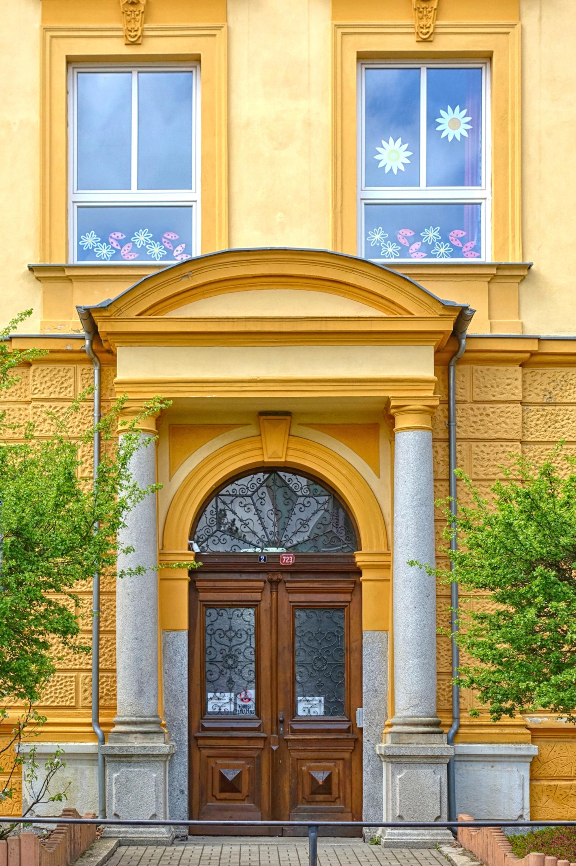 Základní škola a Mateřská škola Vejprty foto 3