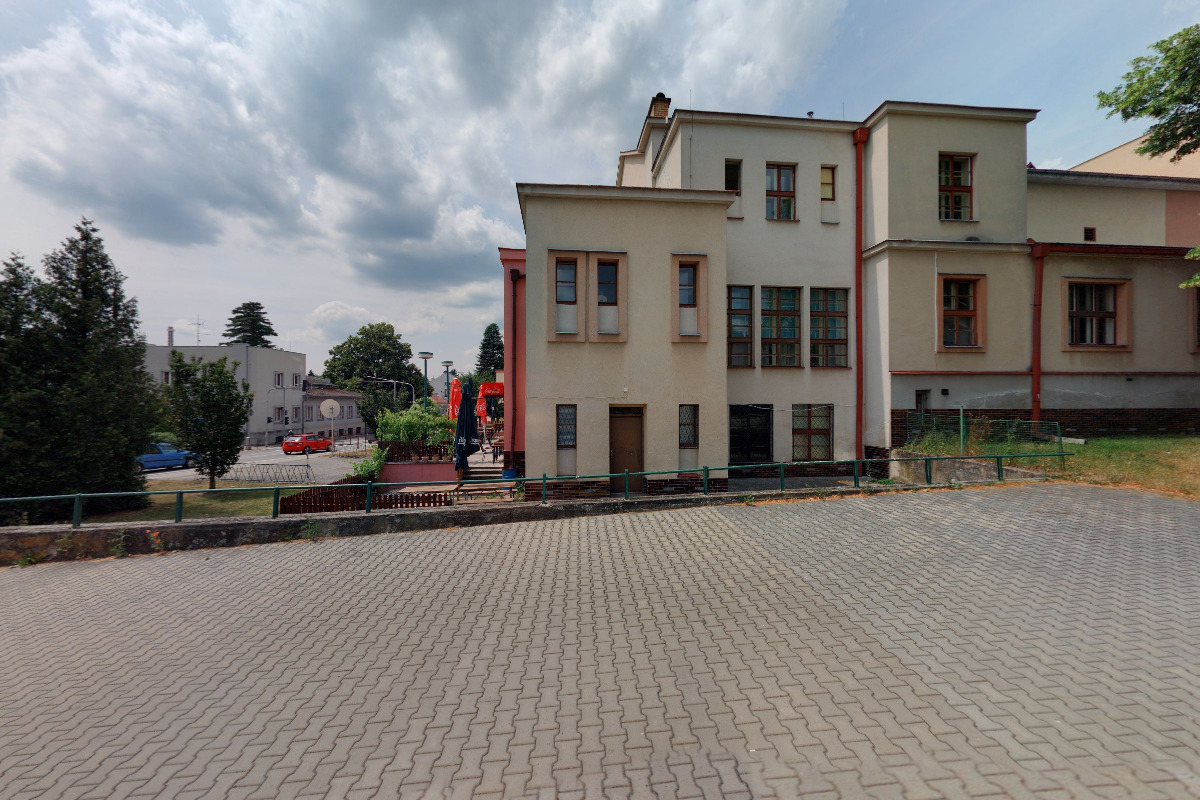 Sokolovna bar Kostelec nad Orlicí