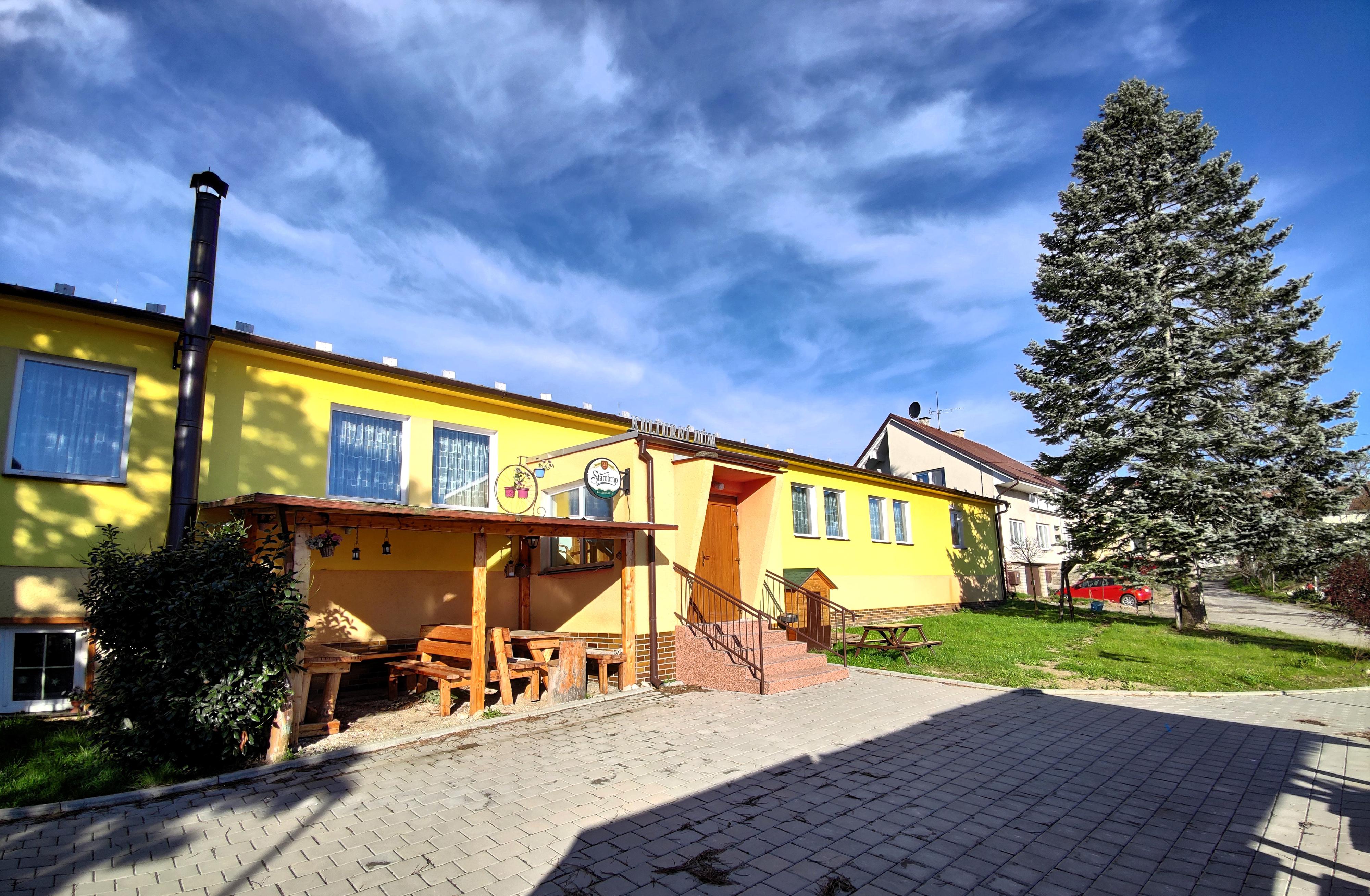 Hospoda KD Žárovice foto 3