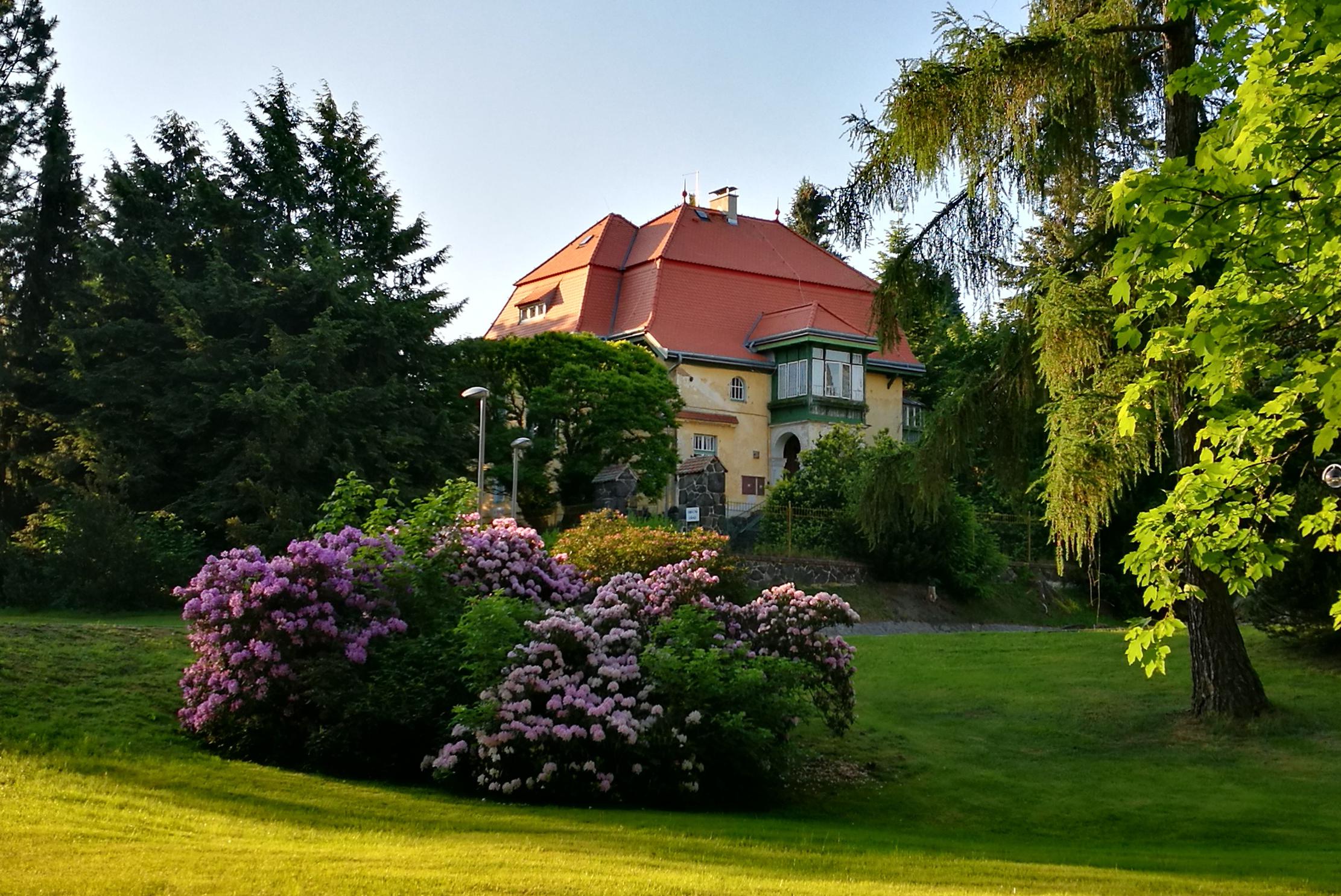 Konstantinovy Lázně  - obecní úřad foto 1
