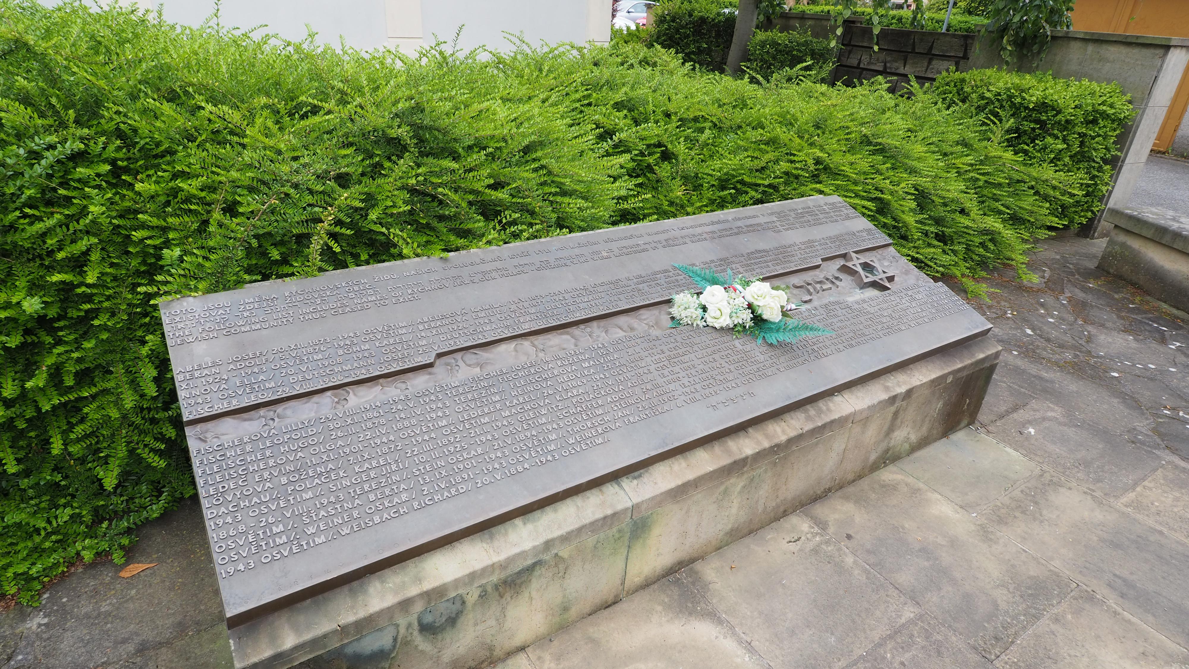 Památník Karla Poláčka foto 4