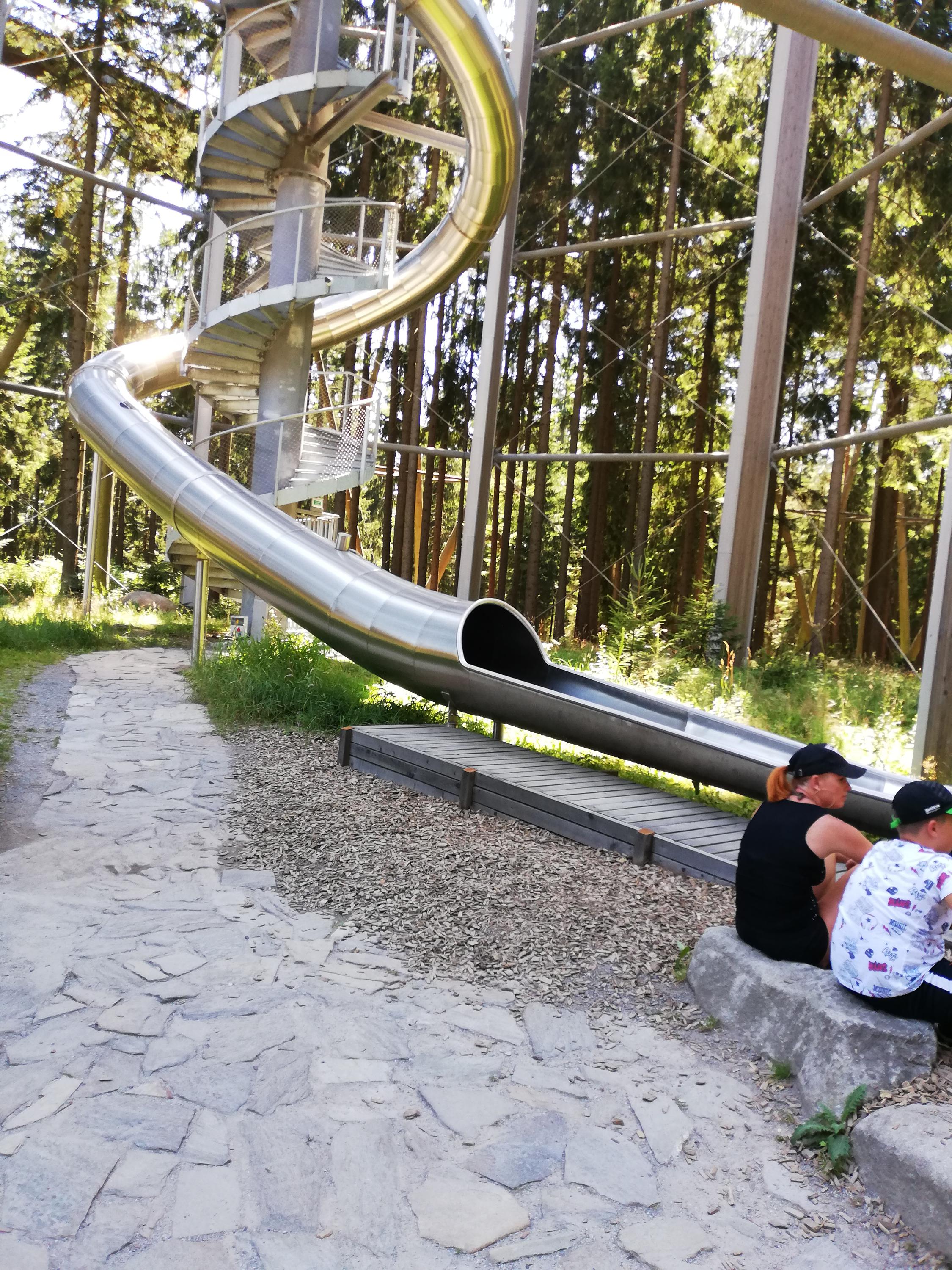 Stezka korunami stromů foto 5