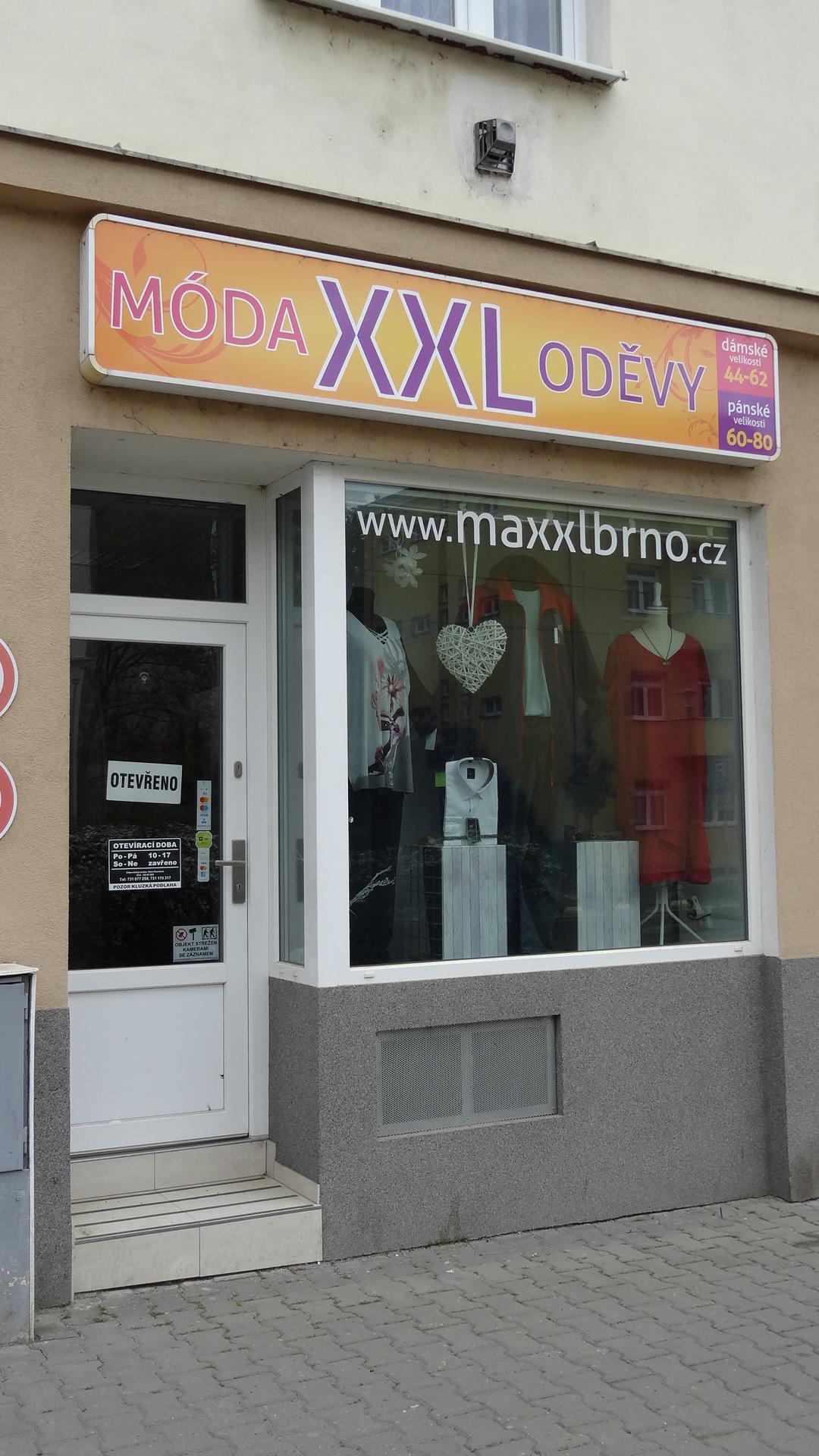 MAXXL oděvy foto 1