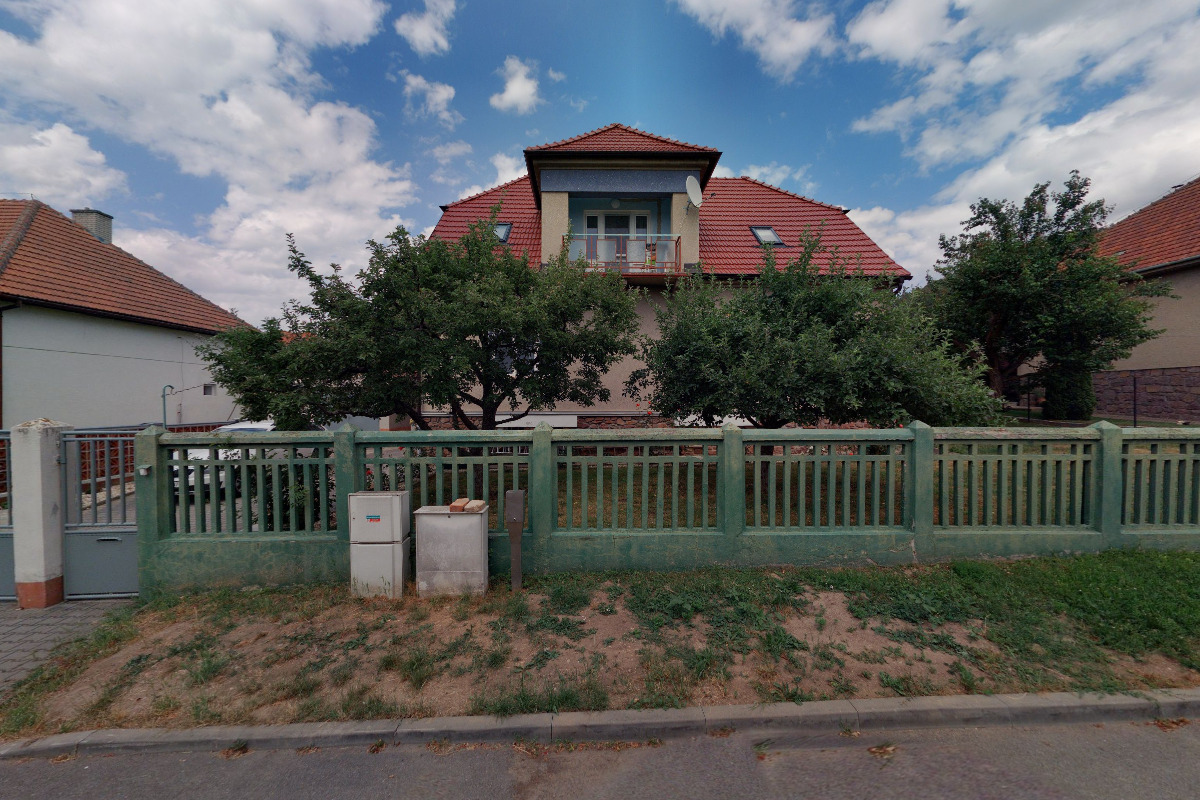 UMYTÁ FASÁDA, s.r.o.