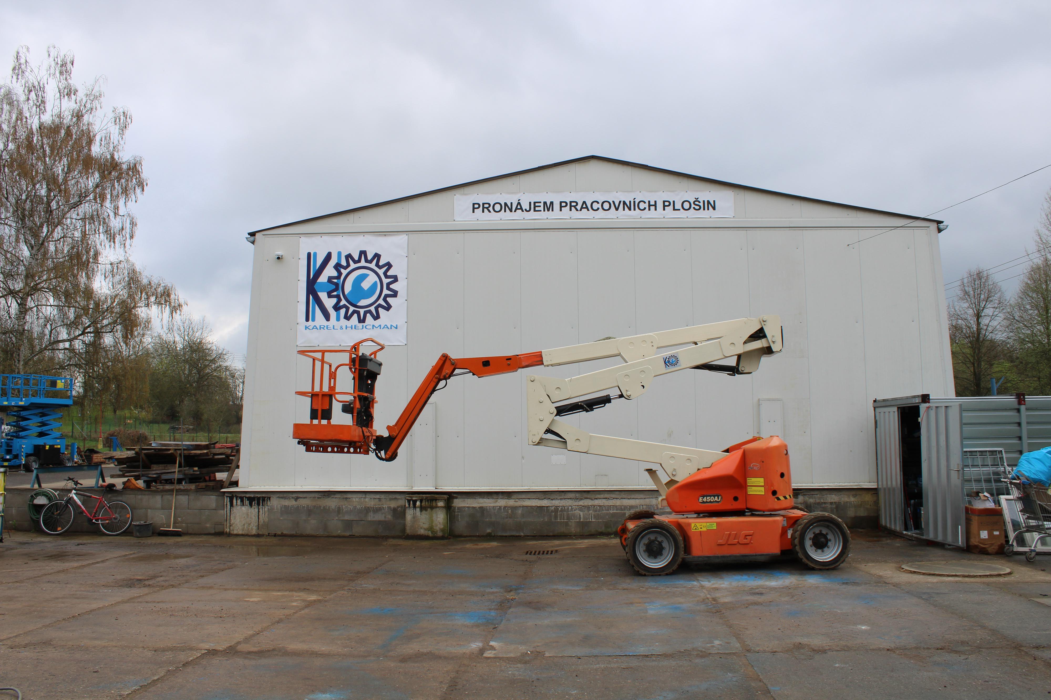Pronájem plošin Jiří Karel & Petr Hejcman foto 2