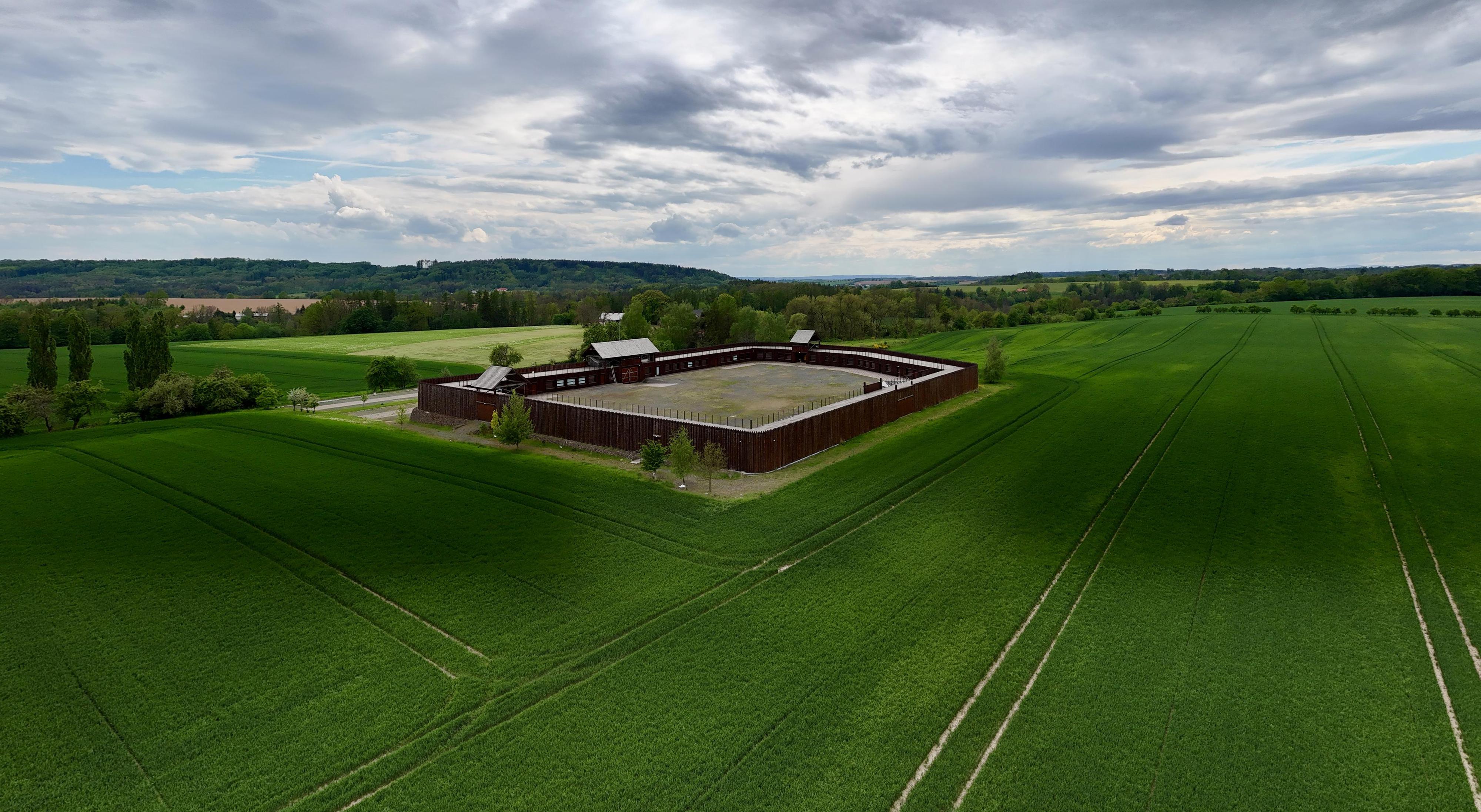 Hradiště Semín foto 3