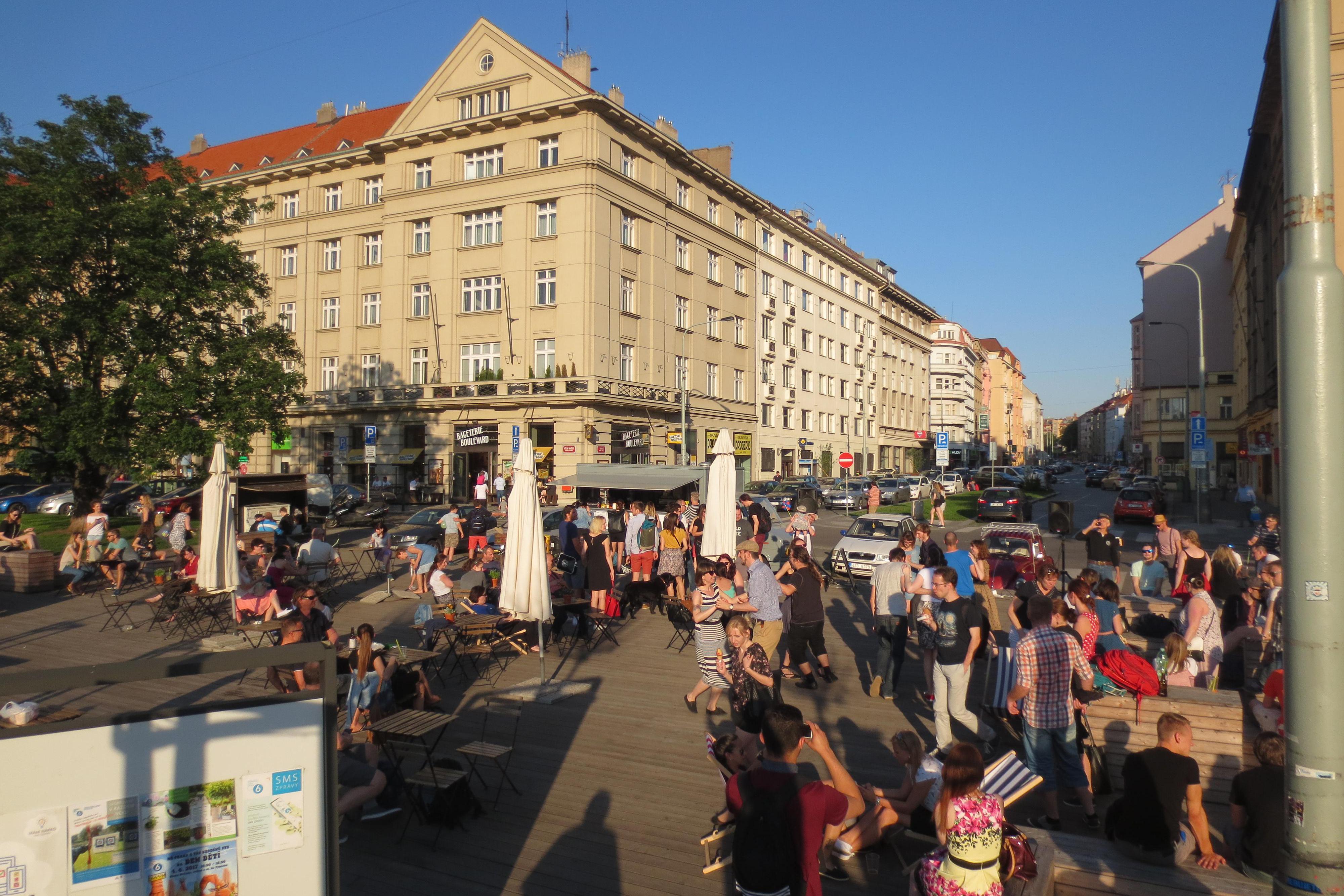 Café a Hry Šesťák