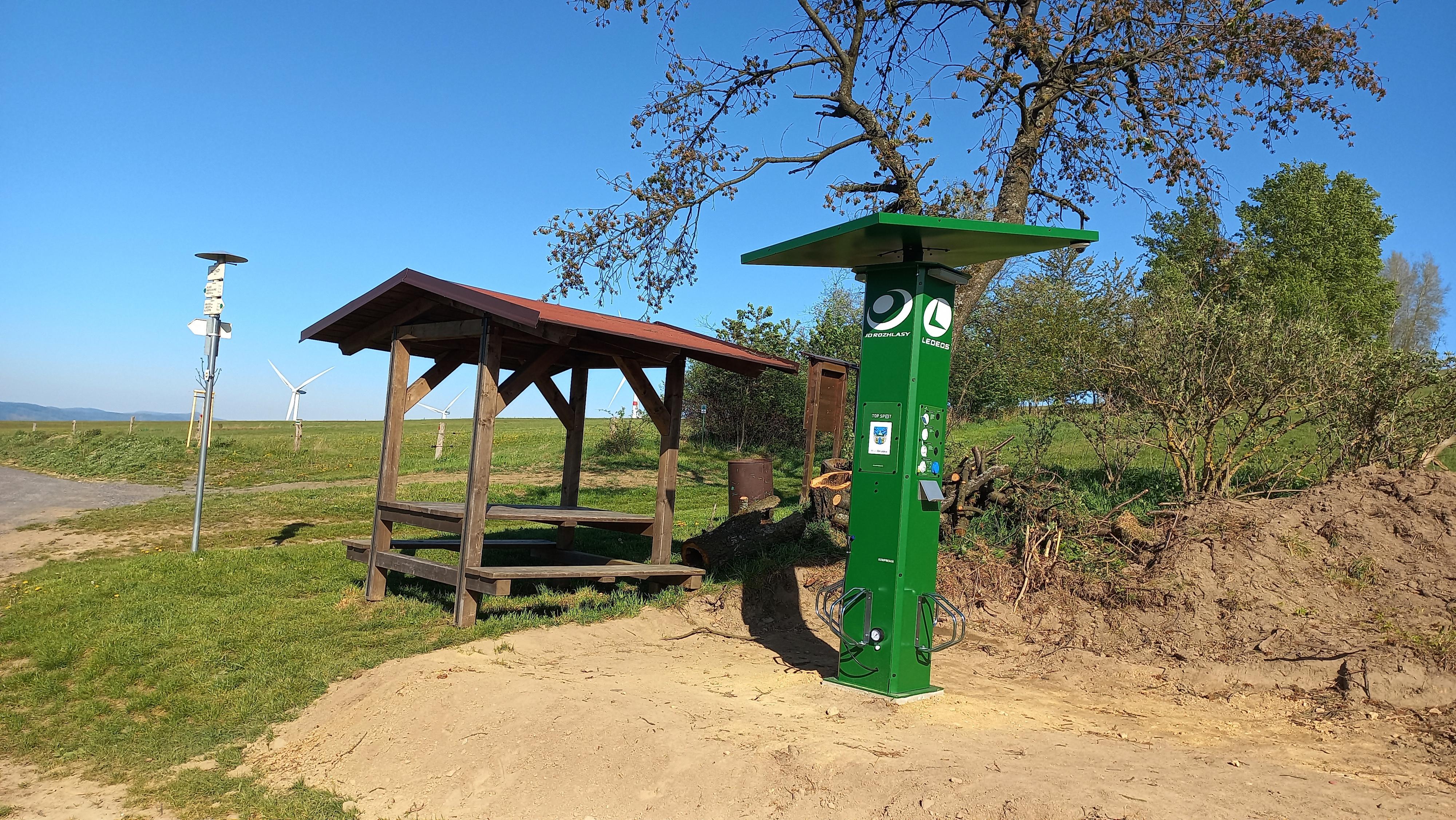 Nabíjecí stancice pro elektrokola Pod Výhledy