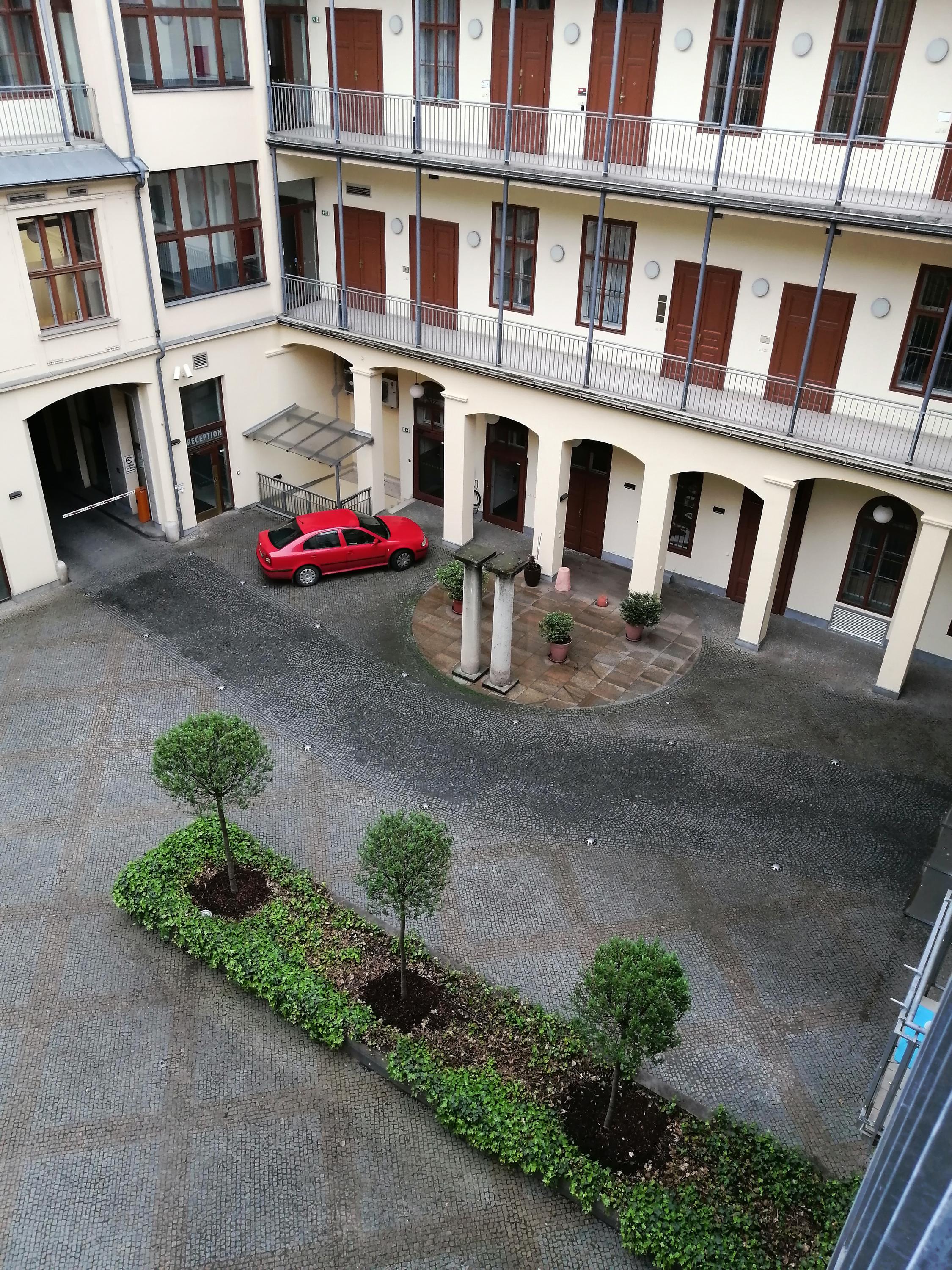 APARTHOTEL Austria Suites foto 3