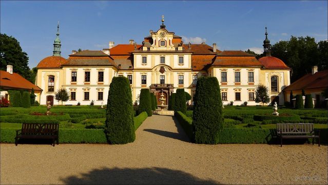 Zámek Jemniště