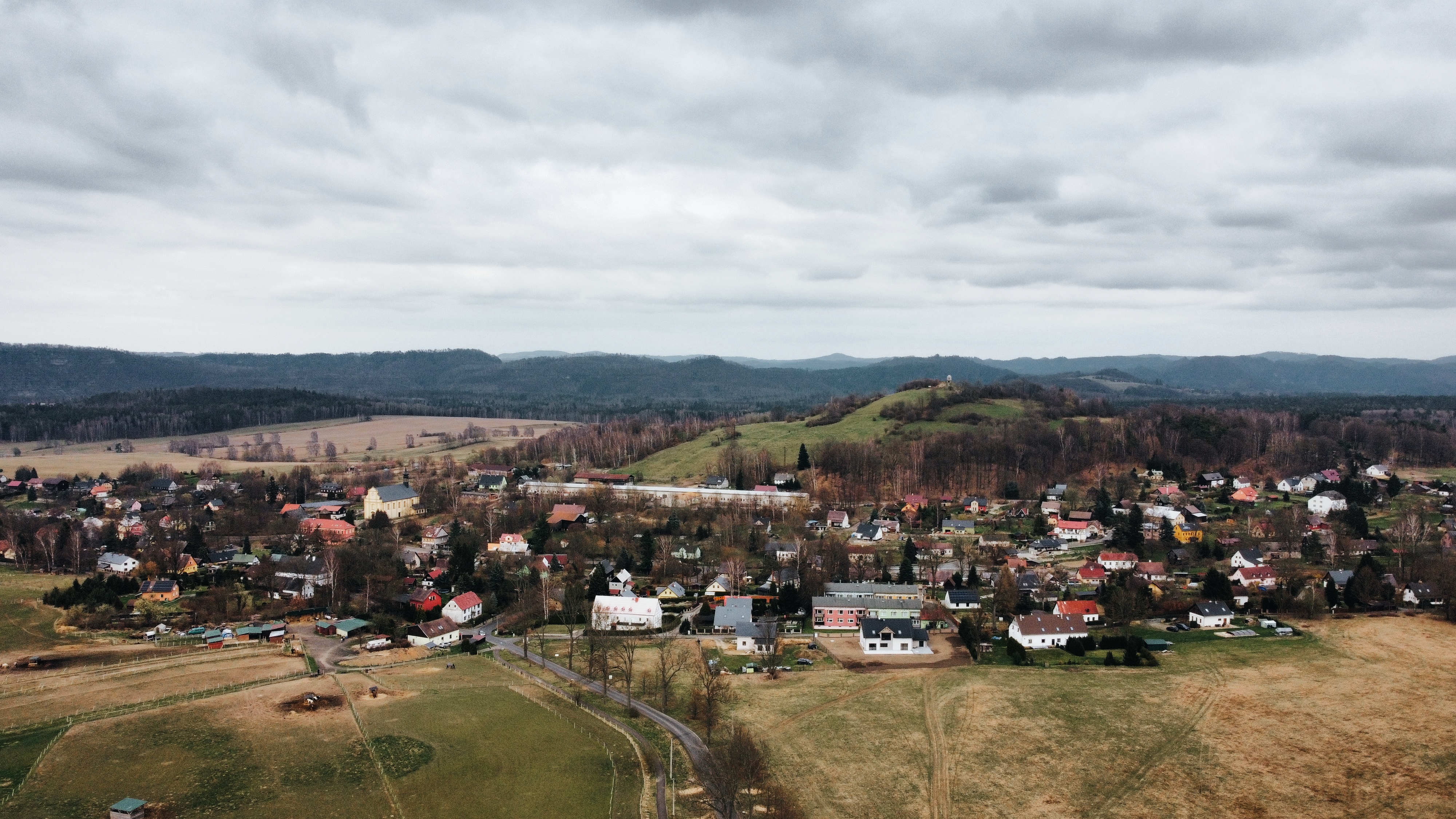 Růžová - obecní úřad foto 3
