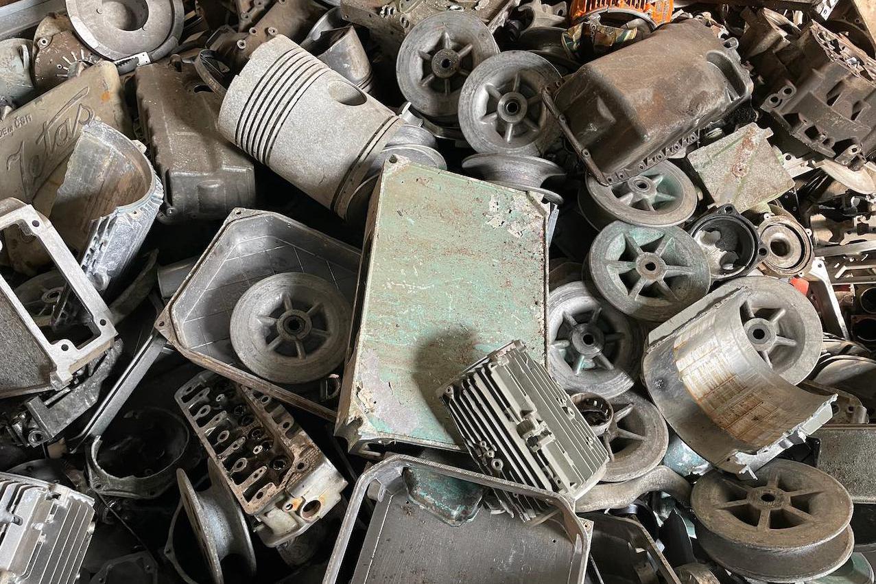 Hliník slitina 40 Kč/kg