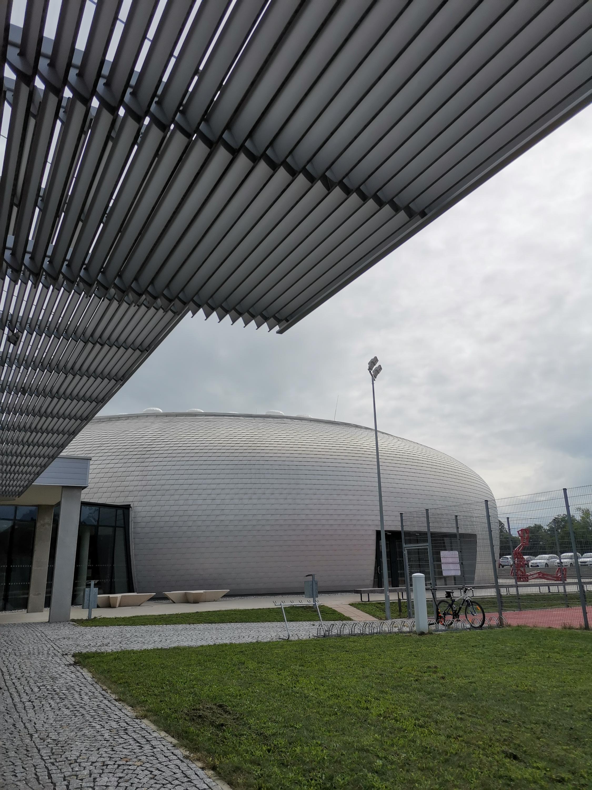 Sportovní hala Dolní Břežany foto 2