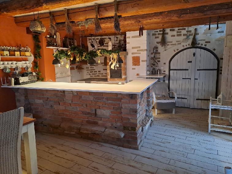 NAD STARÝM SKLEPEM - APARTMÁNY, VINNÝ SKLEP foto 3