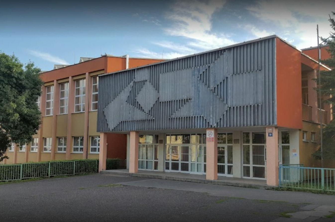 ZŠ U Roháčových kasáren