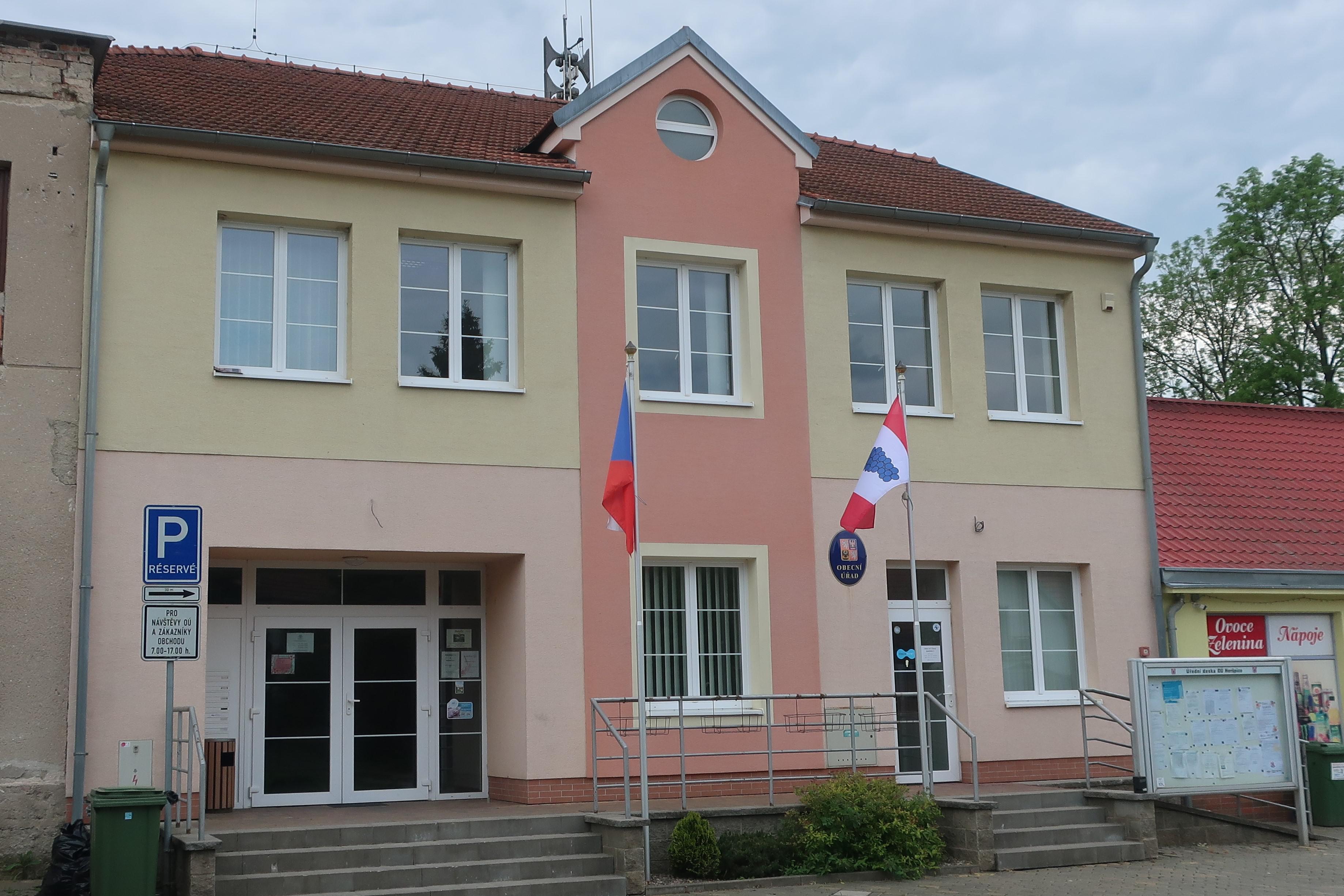 Heršpice - obecní úřad foto 2