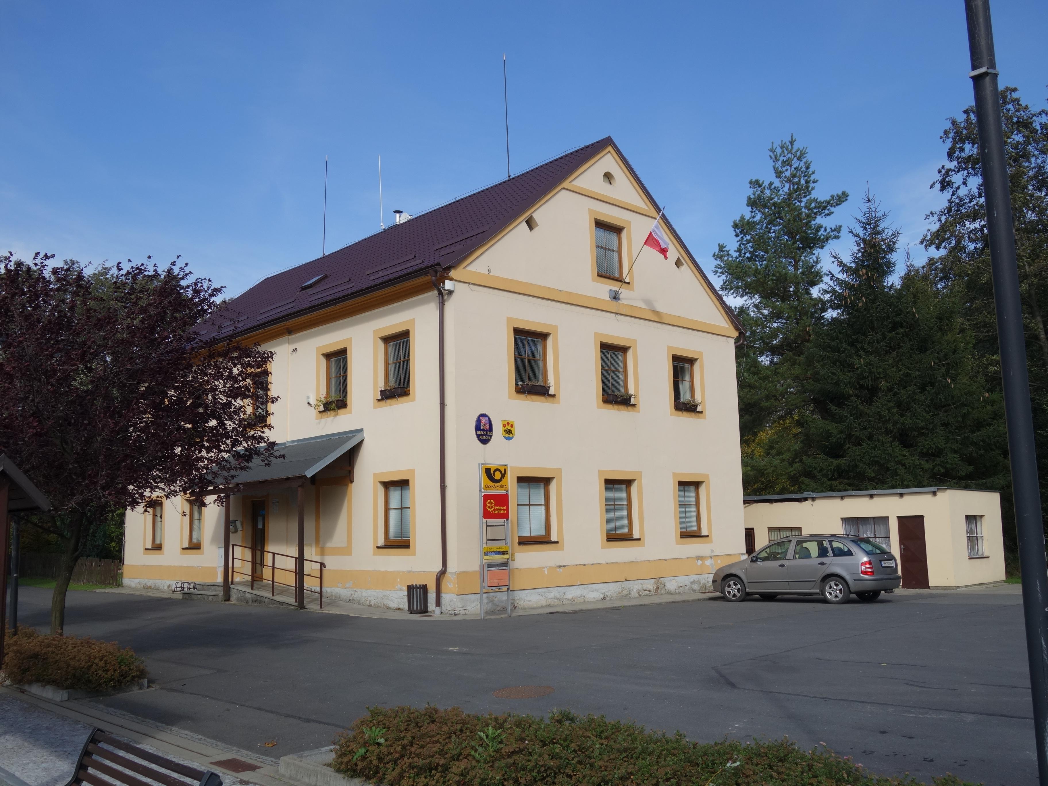 Písečná - obecní úřad foto 3