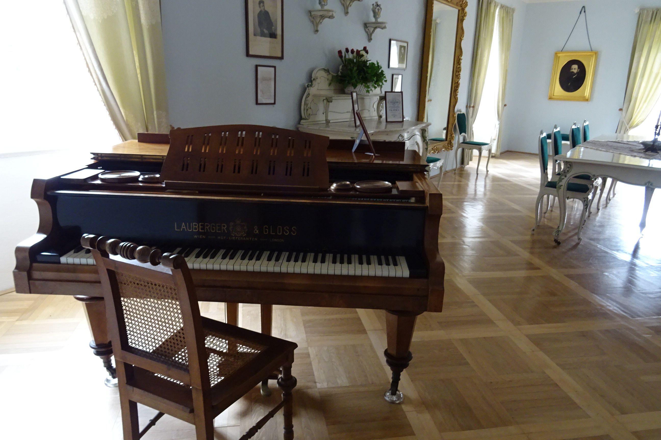 Muzeum Zámek Růžkovy Lhotice foto 4