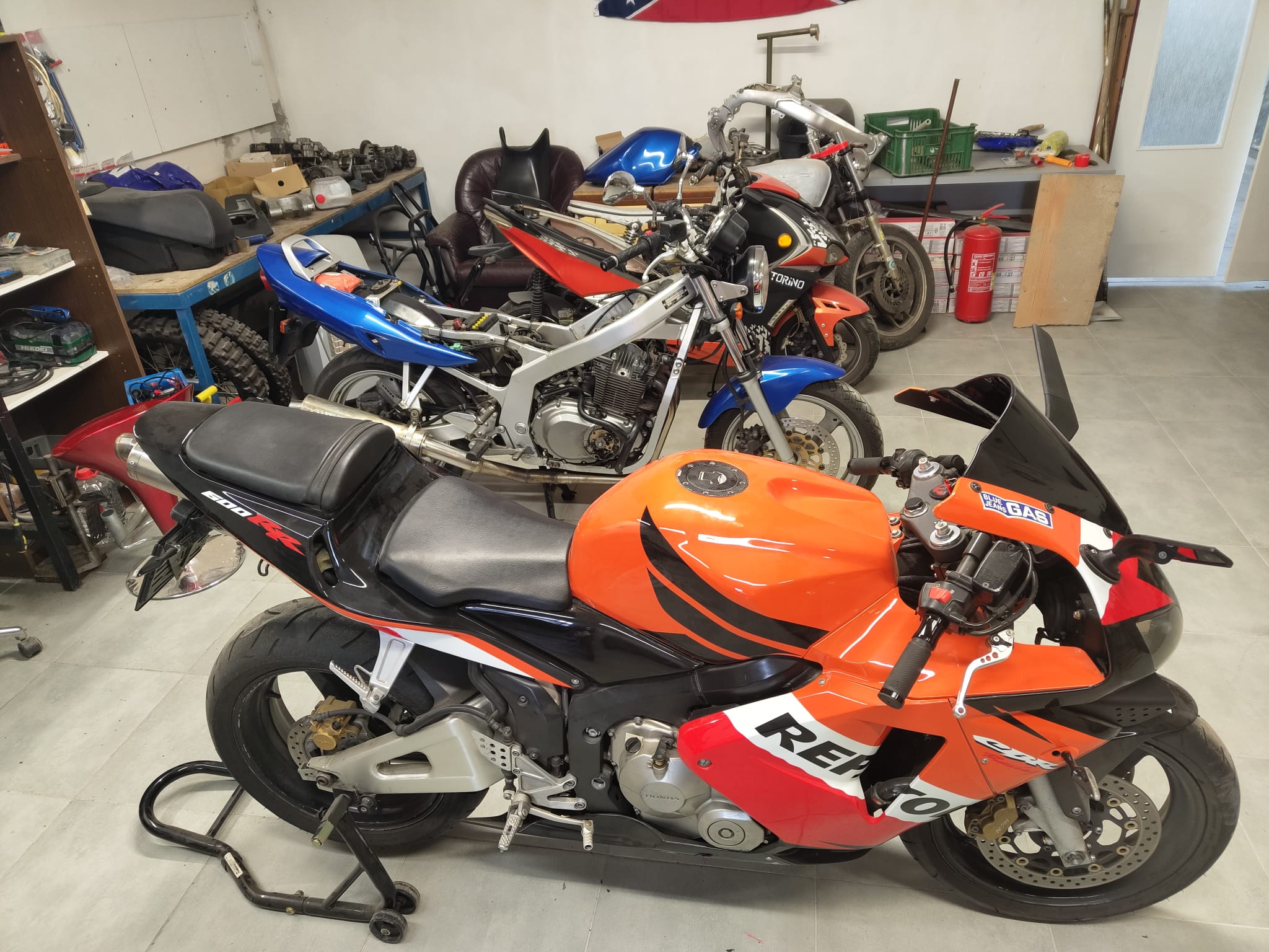 DAEMONS Moto Custom foto 5