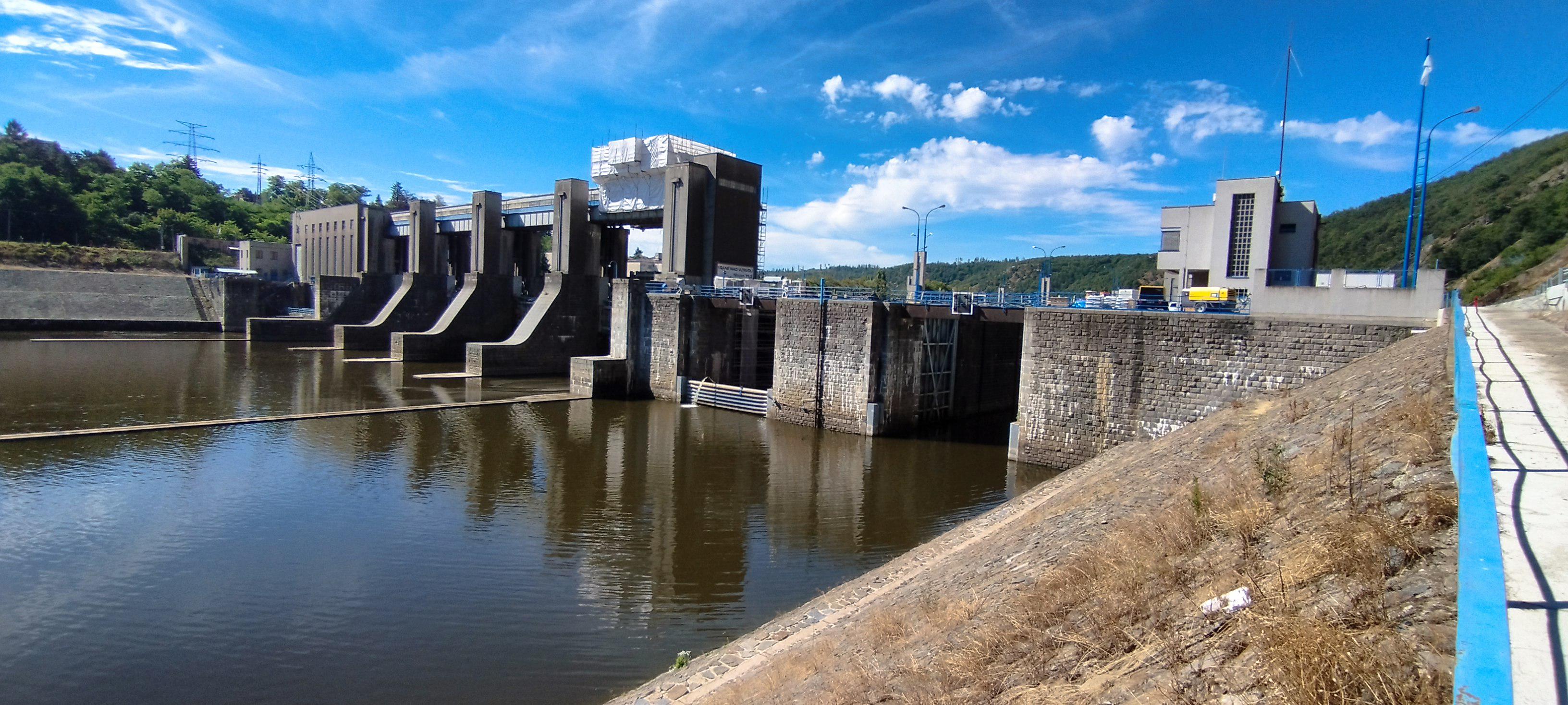 Plavební komora Vrané nad Vltavou foto 5