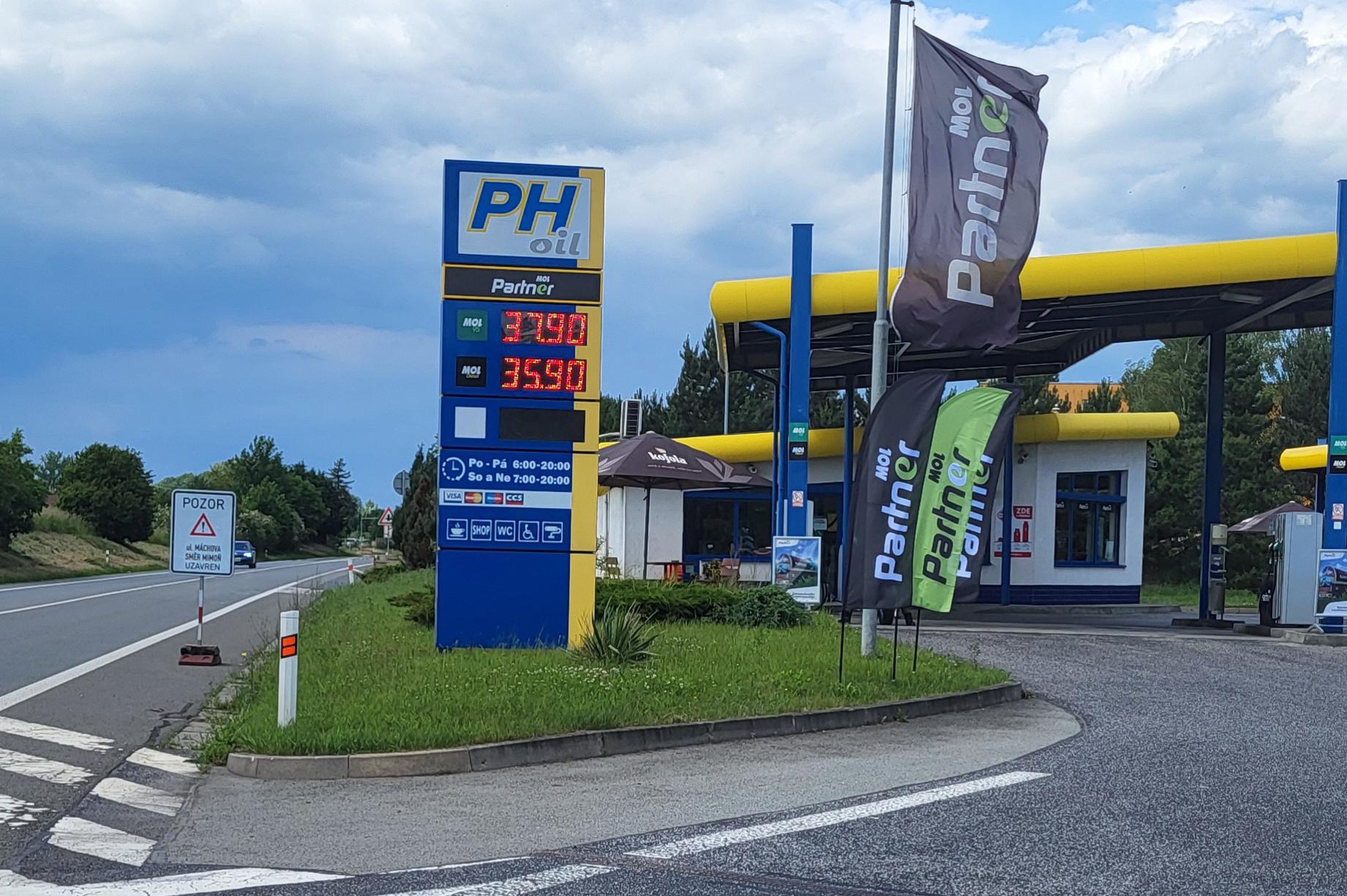 Čerpací stanice PH Oil