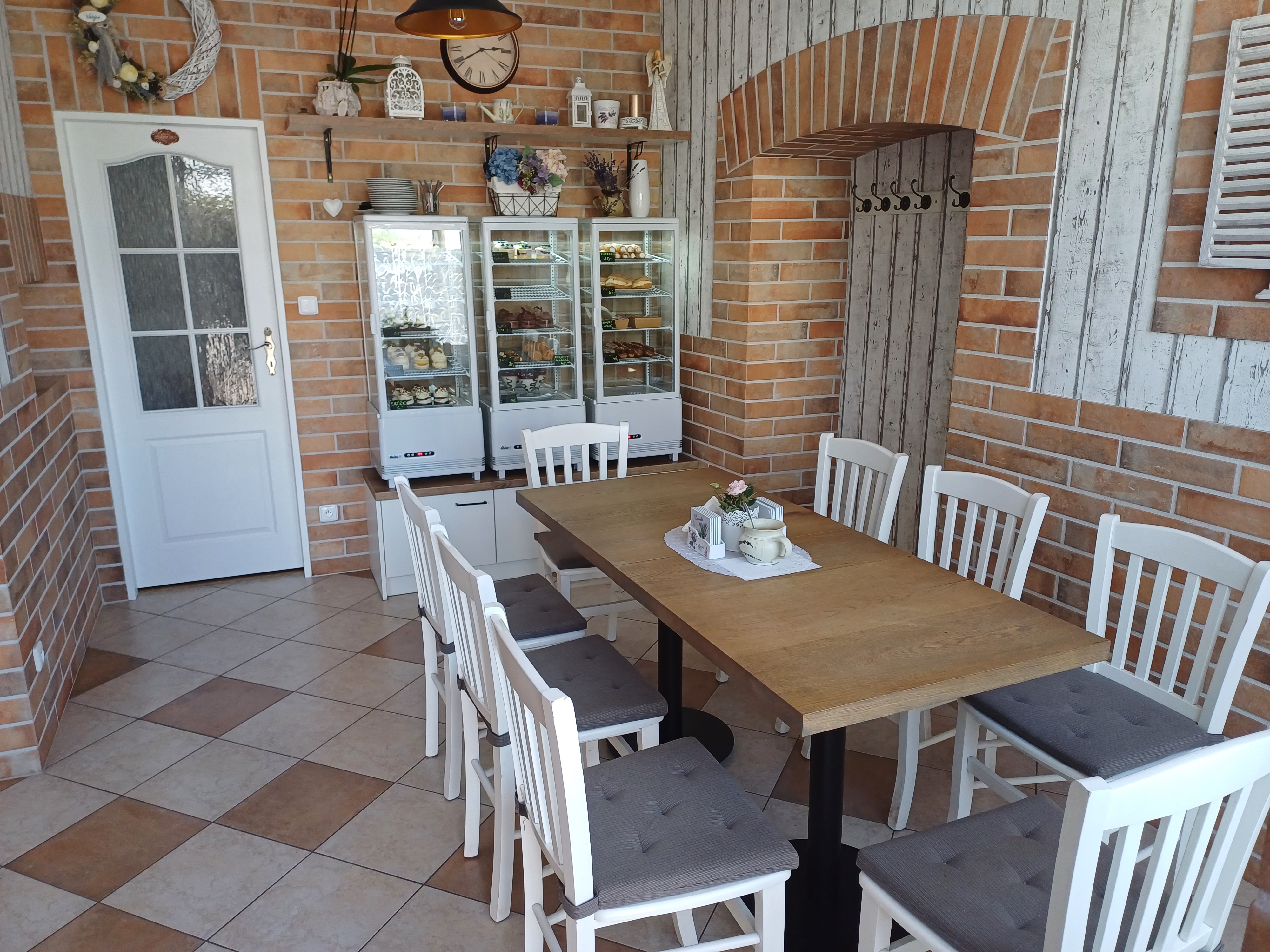 Cukrárna a bistro Na růžku foto 2