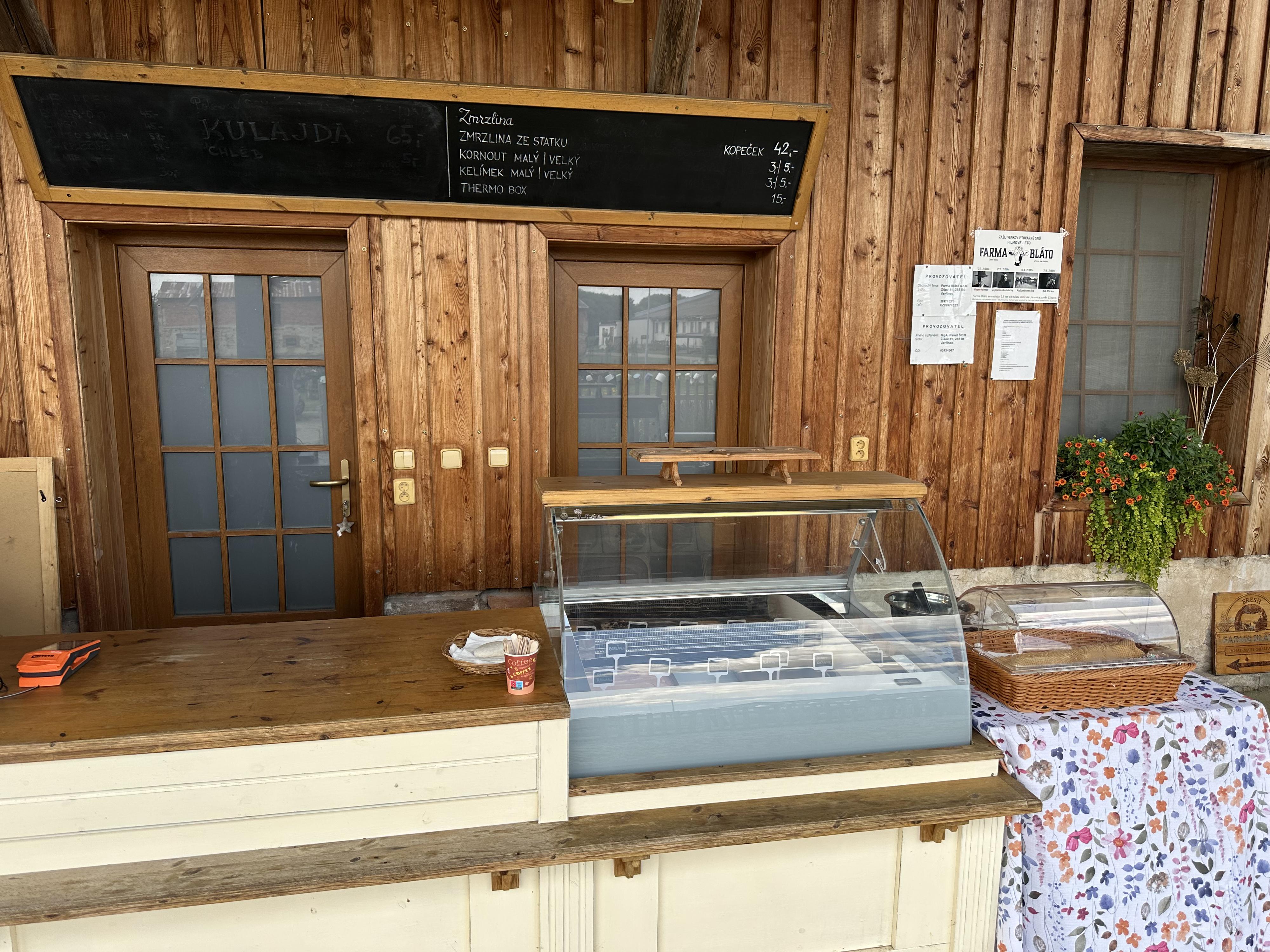 Zmrzlinový bar Farma Bláto foto 3