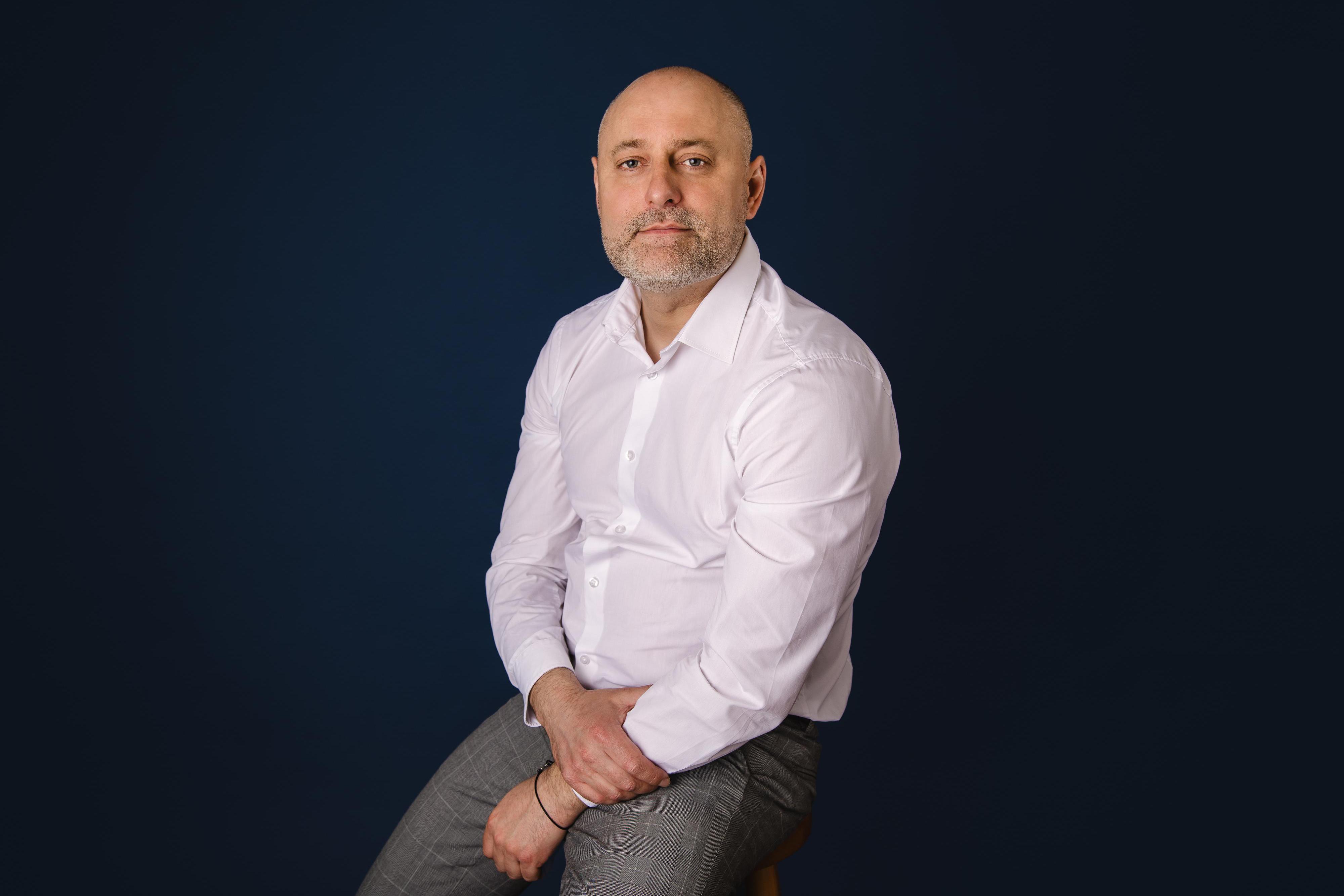 Mgr. Bc. Josef Kazda - realitní makléř