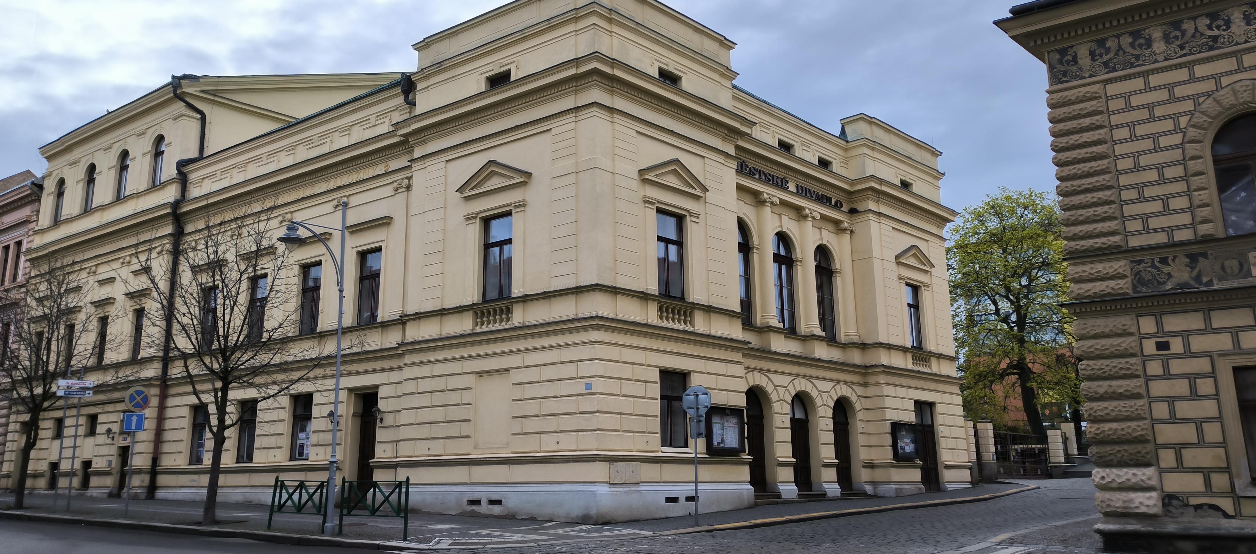 Městské divadlo Slaný foto 5