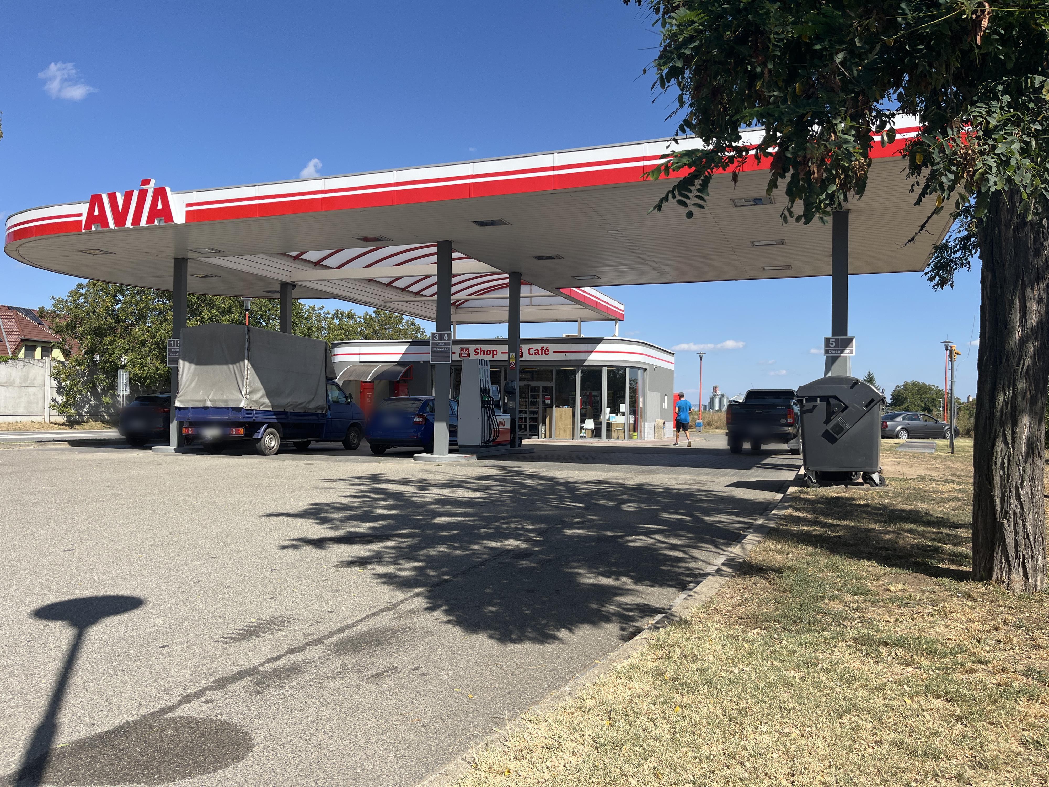 Čerpací stanice AVIA