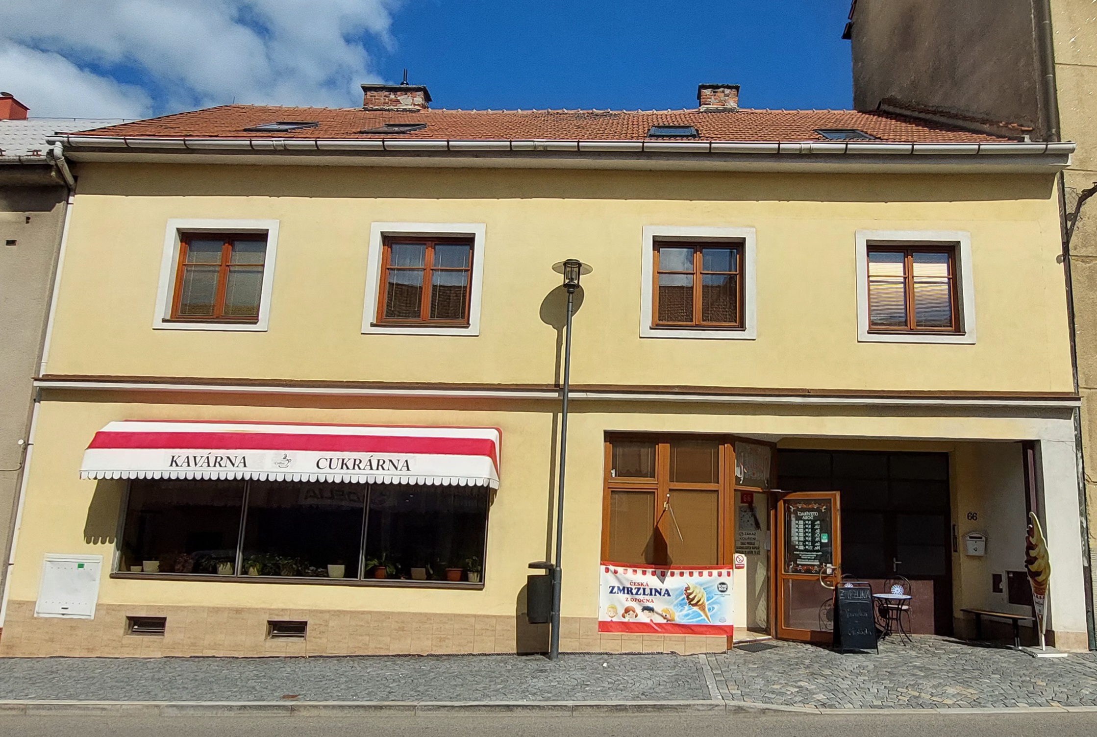 Café Jana foto 2