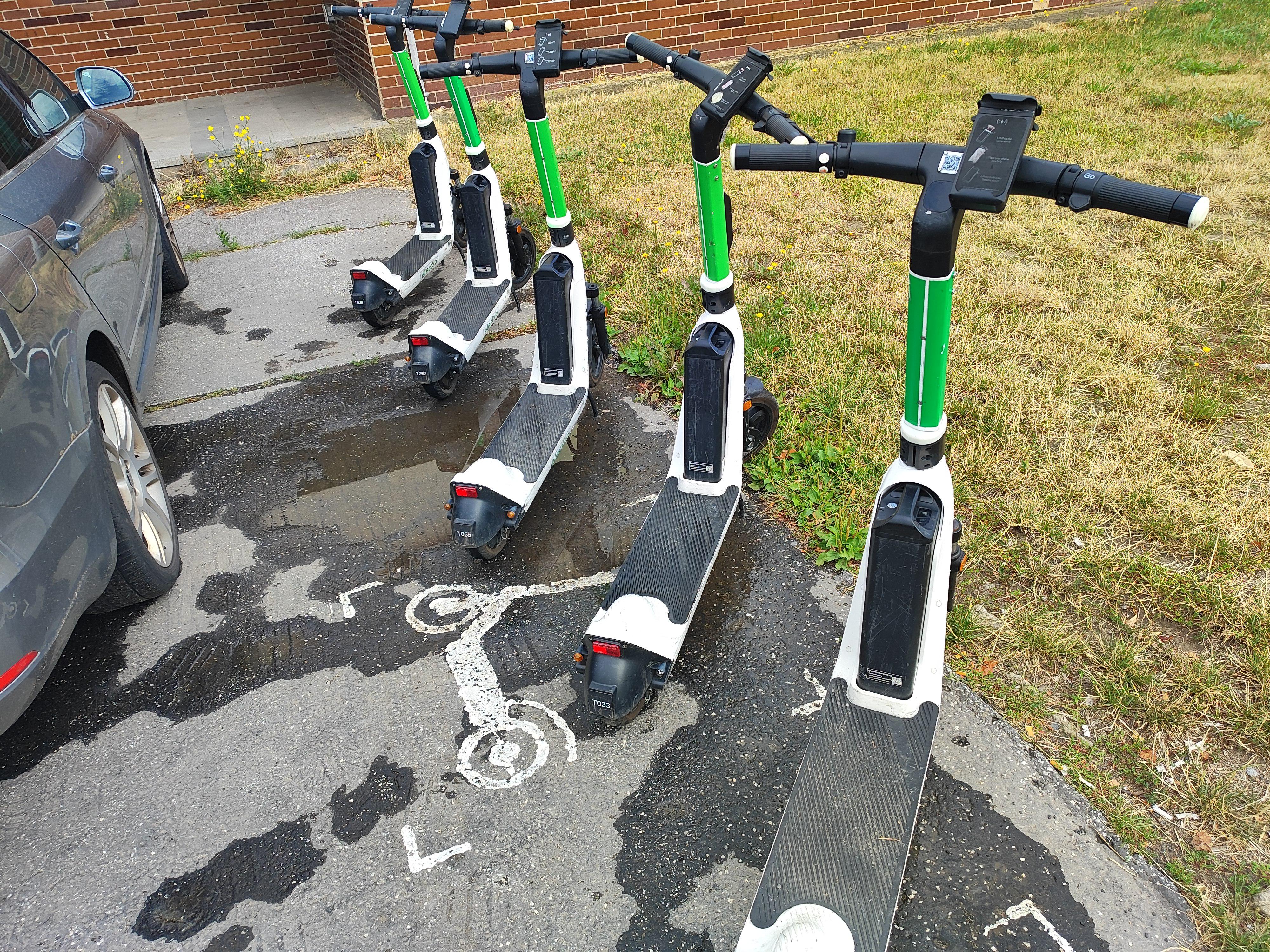 ZŠ a MŠ Chomutov, 17. listopadu foto 3