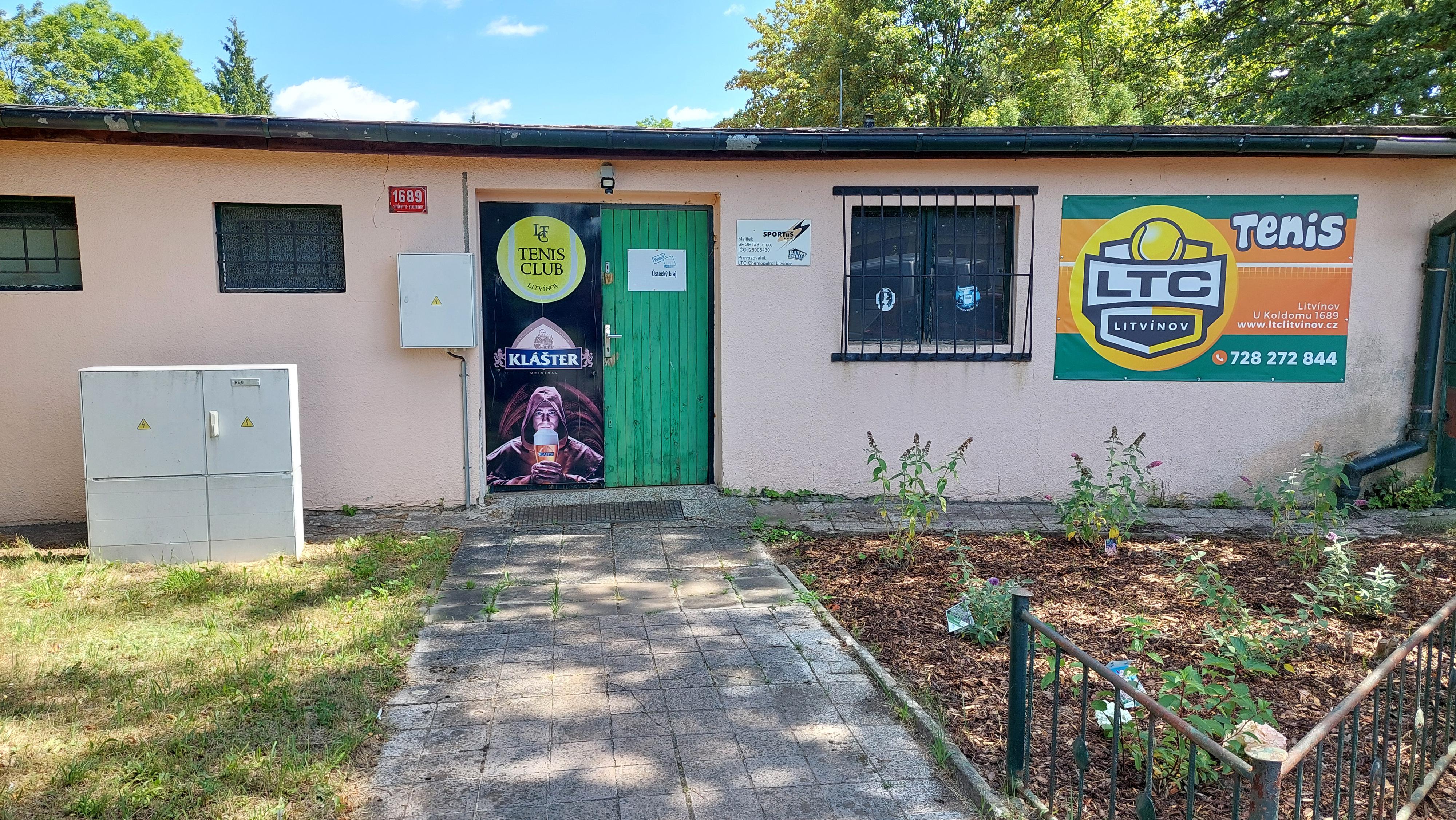 Restaurace u kurtů foto 2