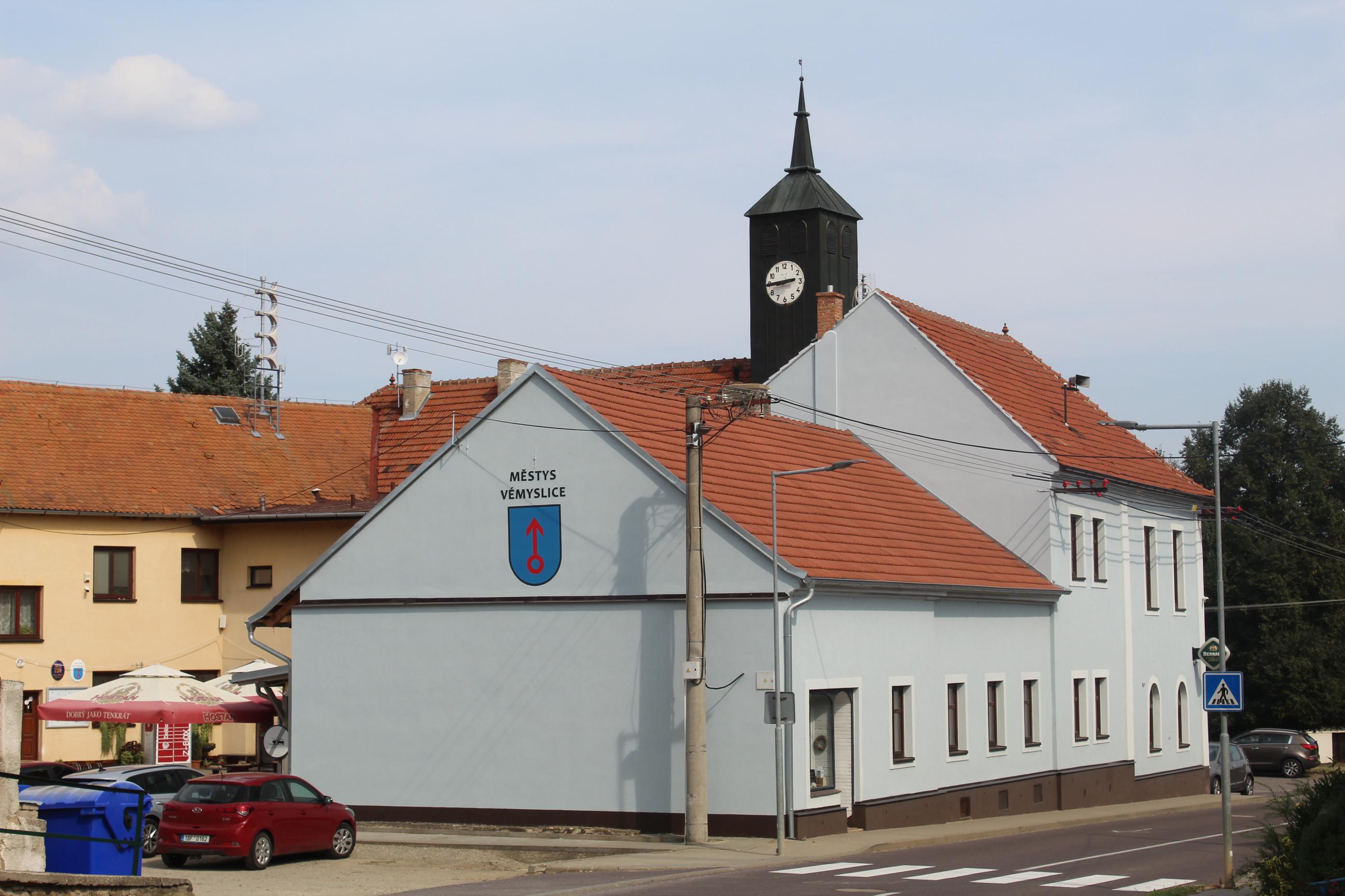 Vémyslice - úřad městyse foto 5