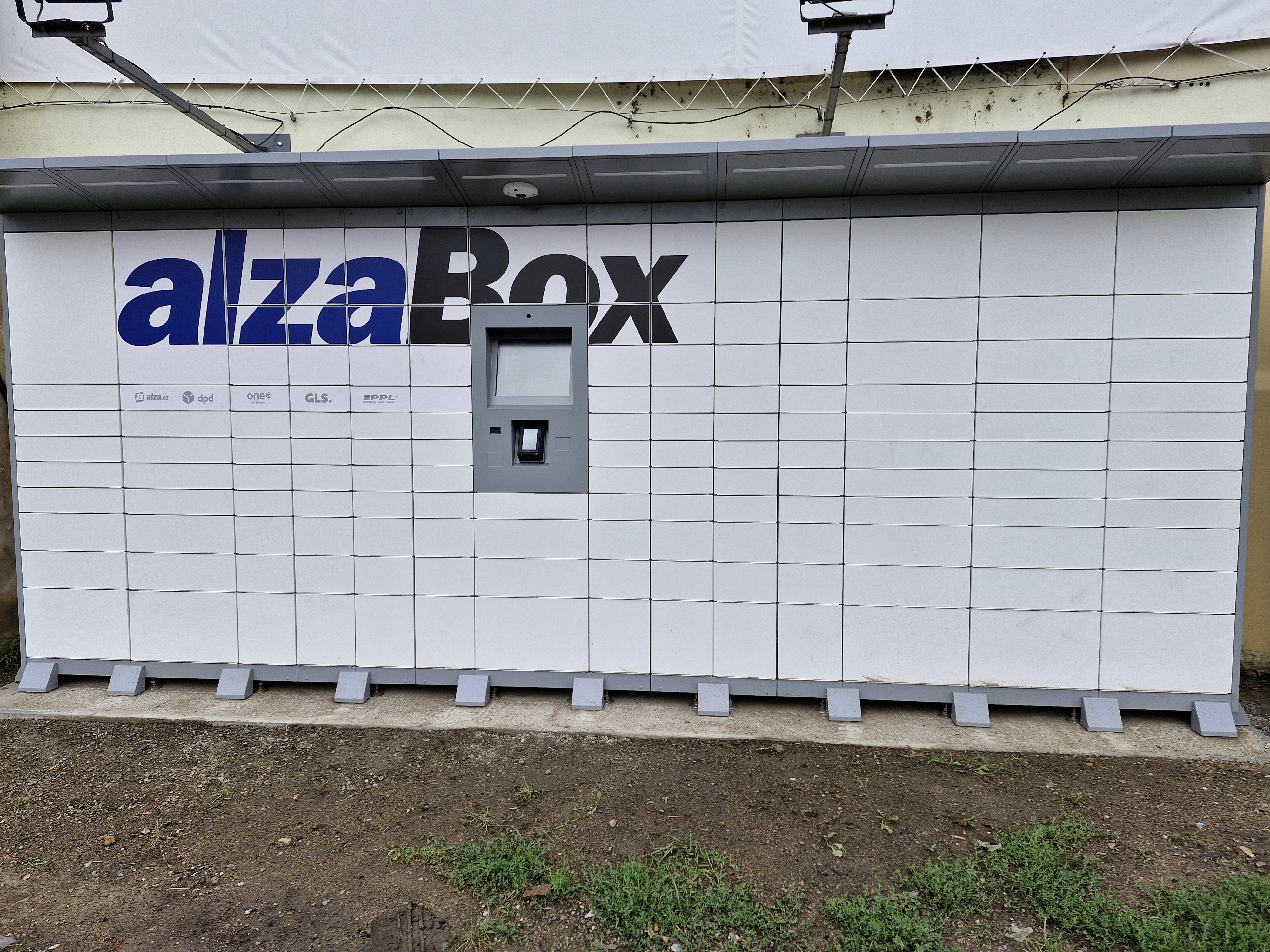 AlzaBox