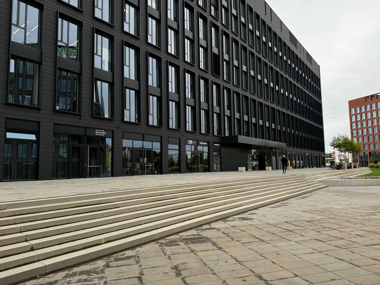 Revel Solution foto 4