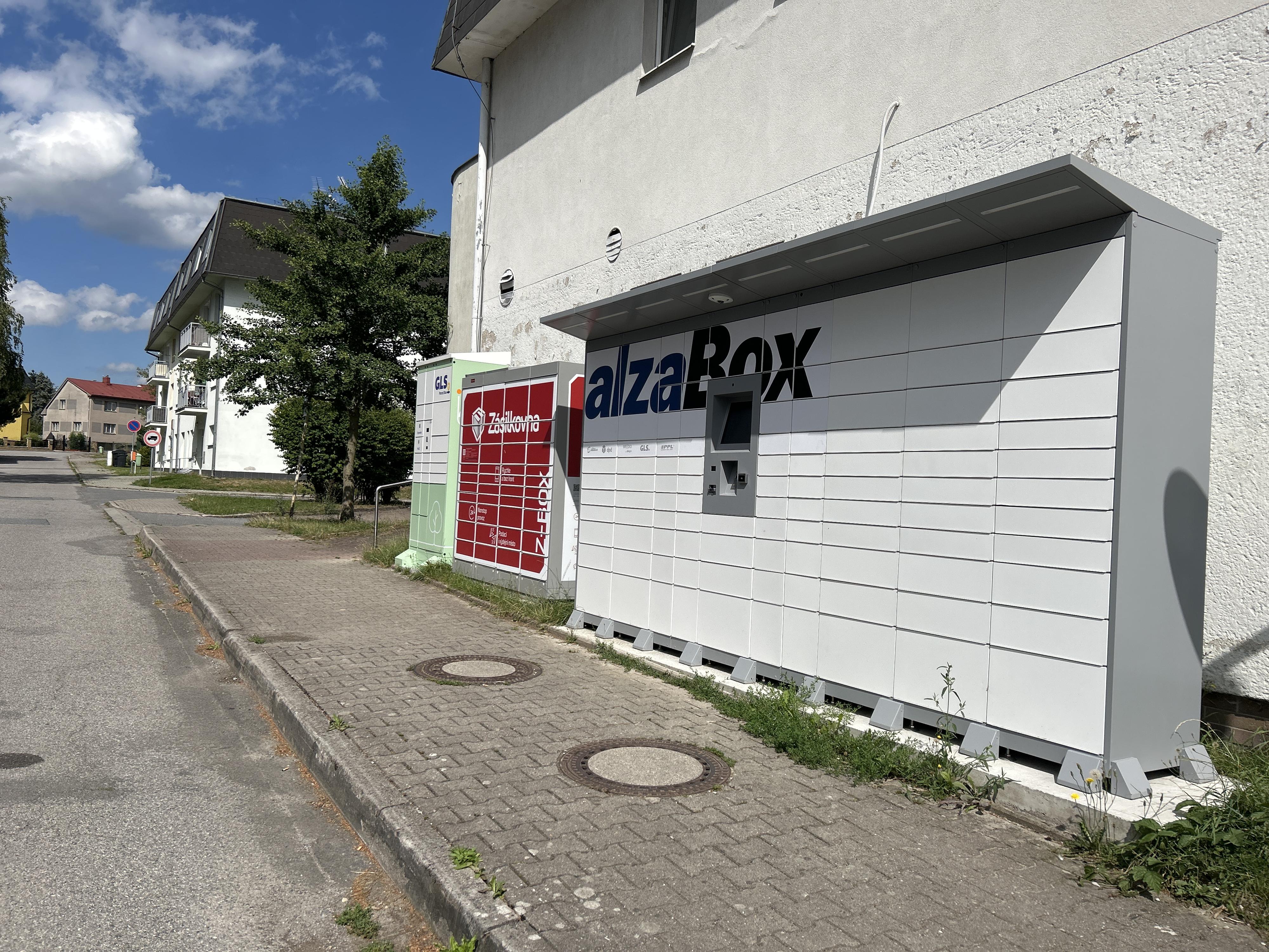 AlzaBox