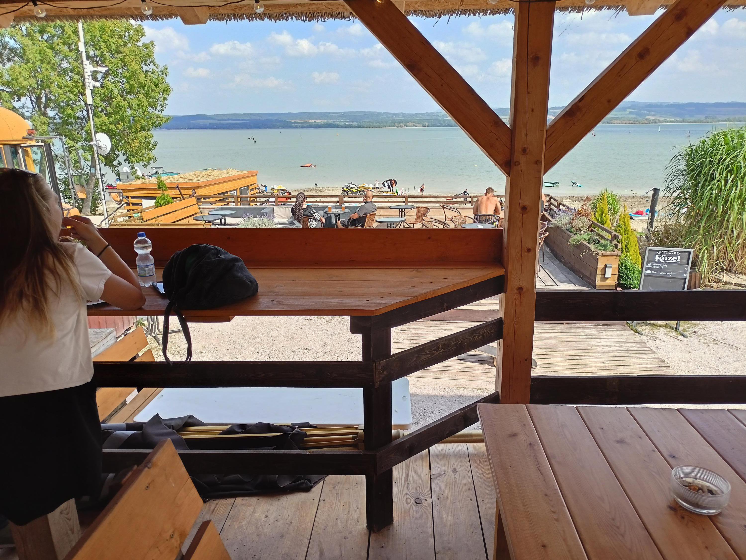 Občerstvení - Beach Bar Grill Rozkoš foto 3