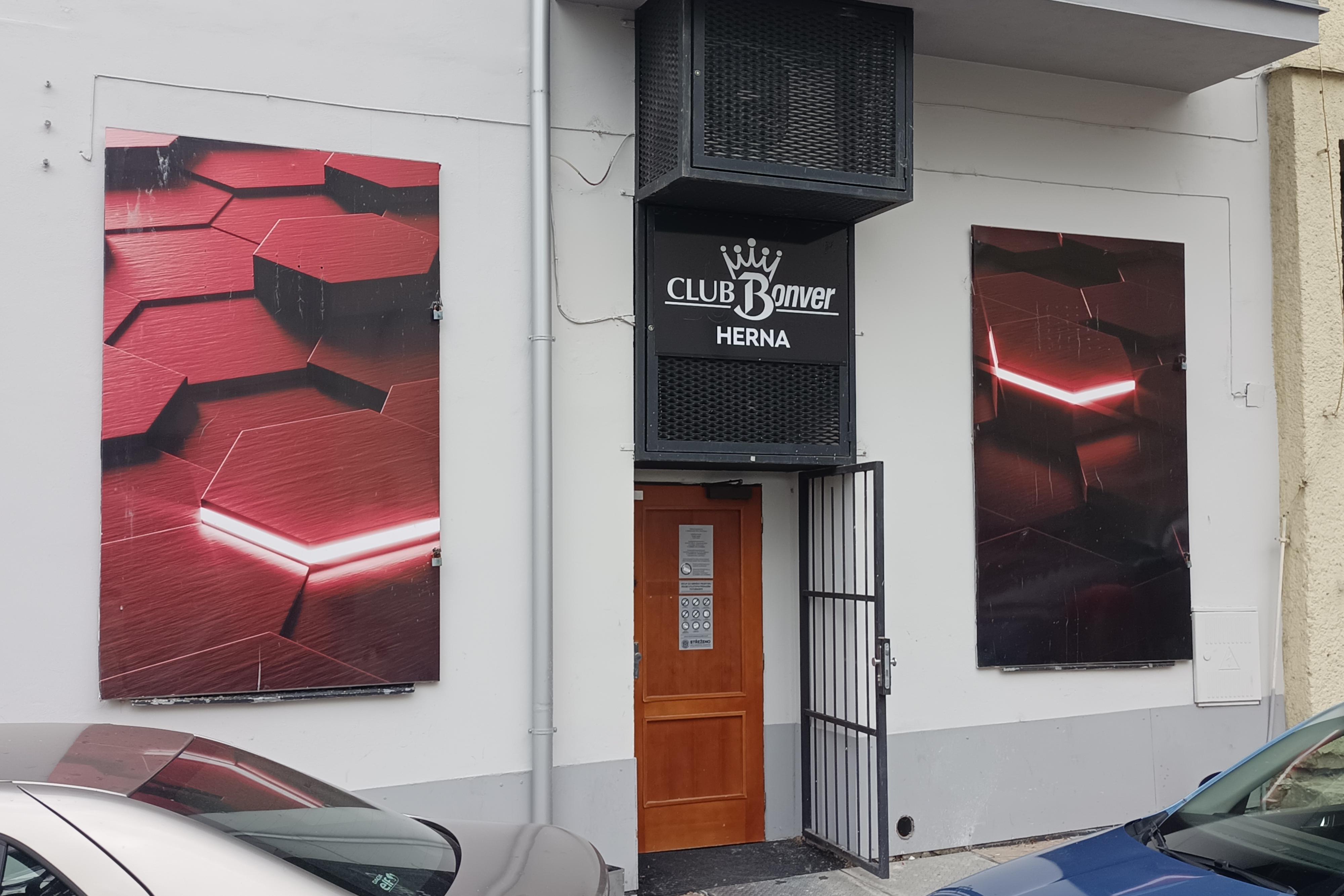 HERNA CLUB BONVER foto 1