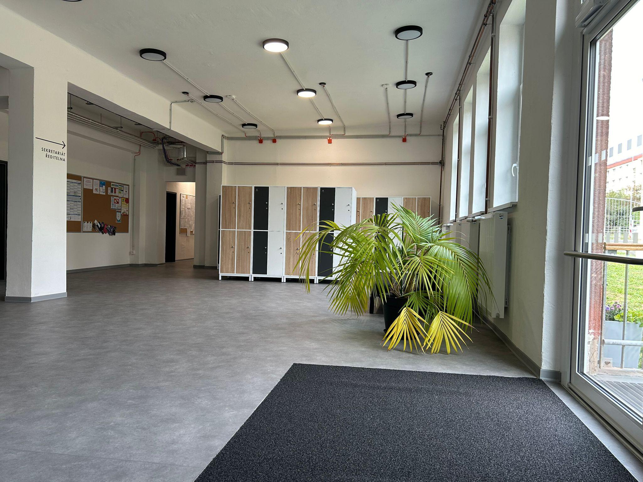 Střední odborná škola podnikatelská, s.r.o. foto 3