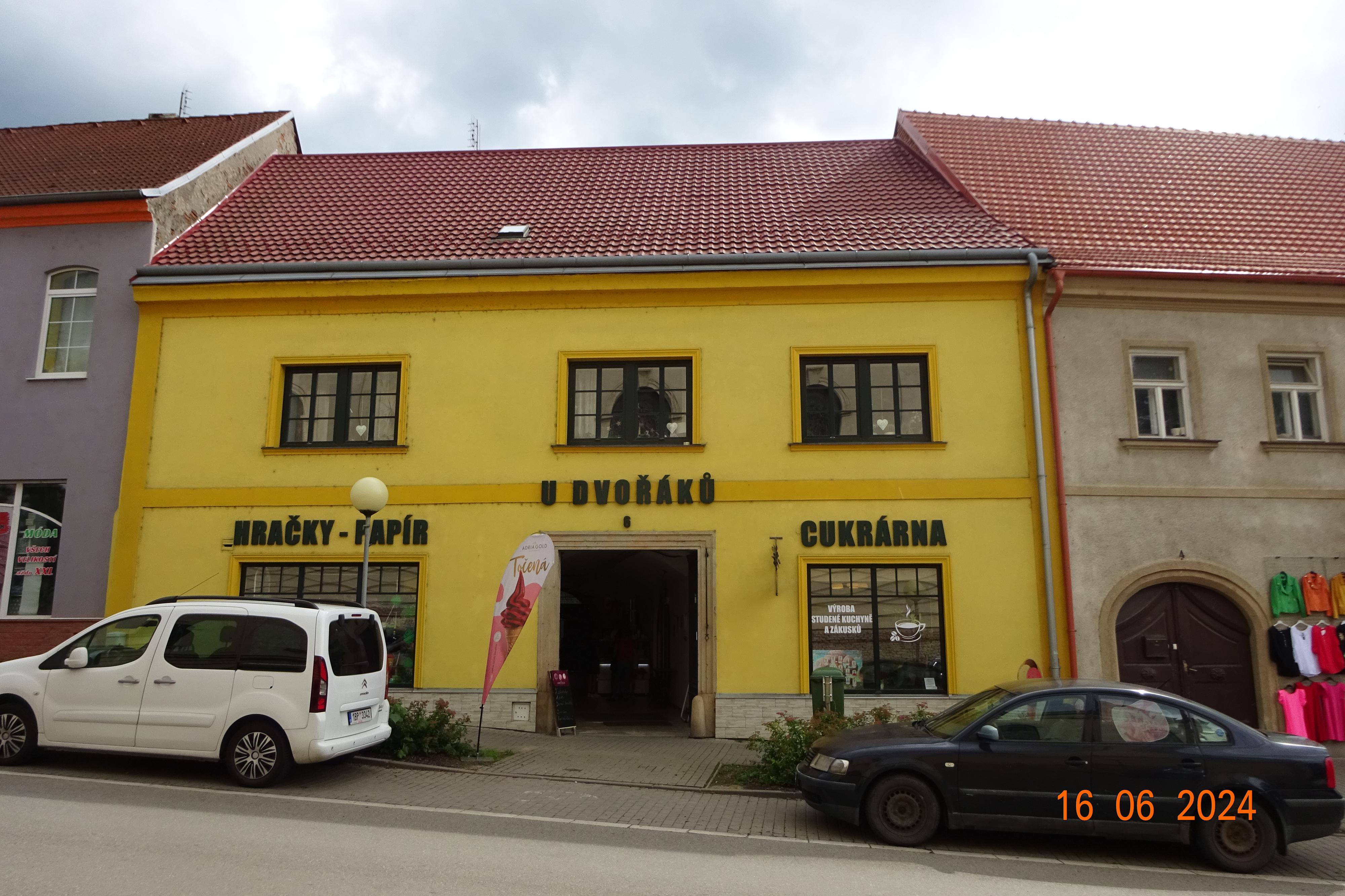 Cukrárna a kavárna U Dvořáků foto 2