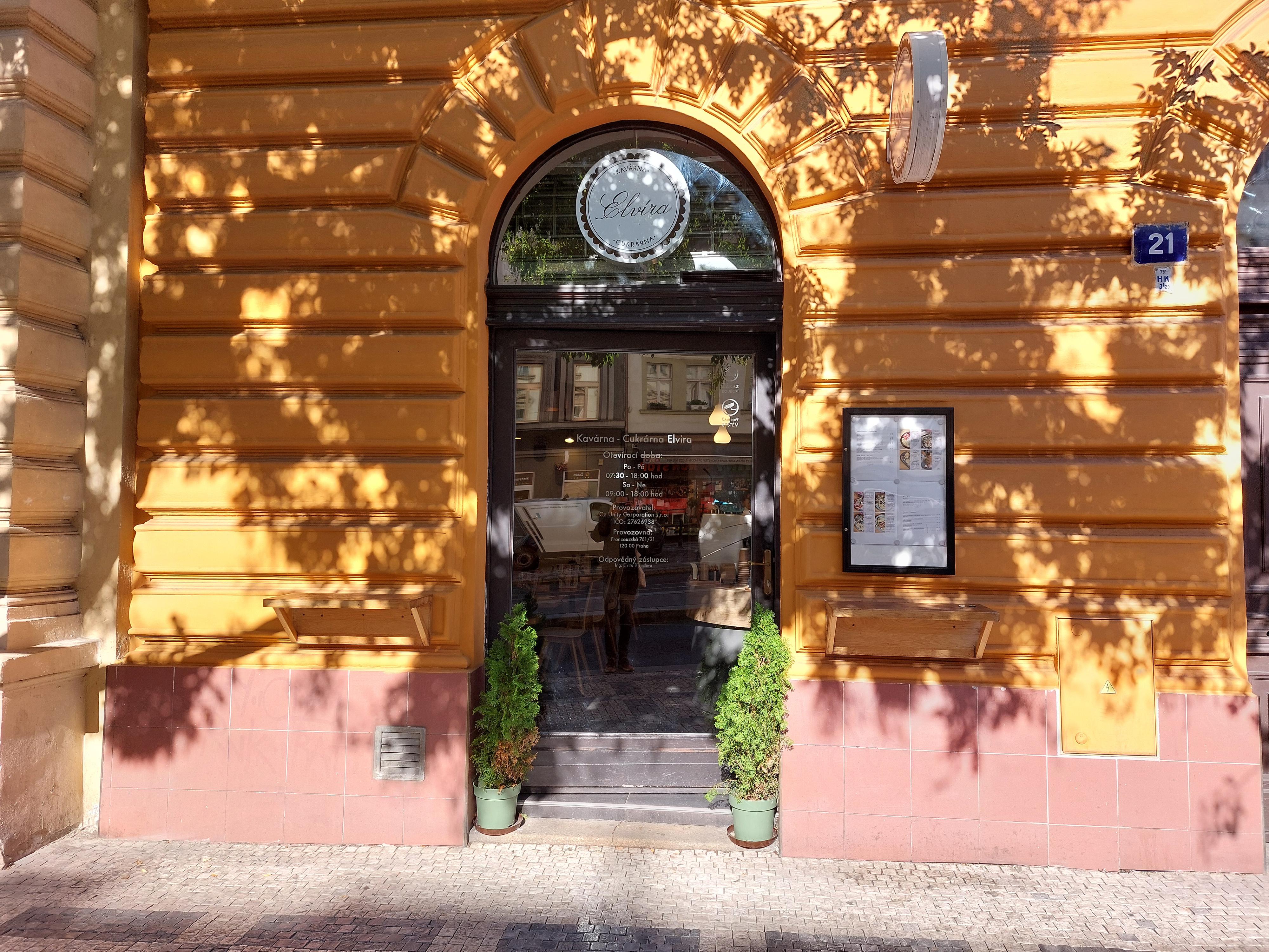 Kavárna - Cukrárna Elvíra foto 2