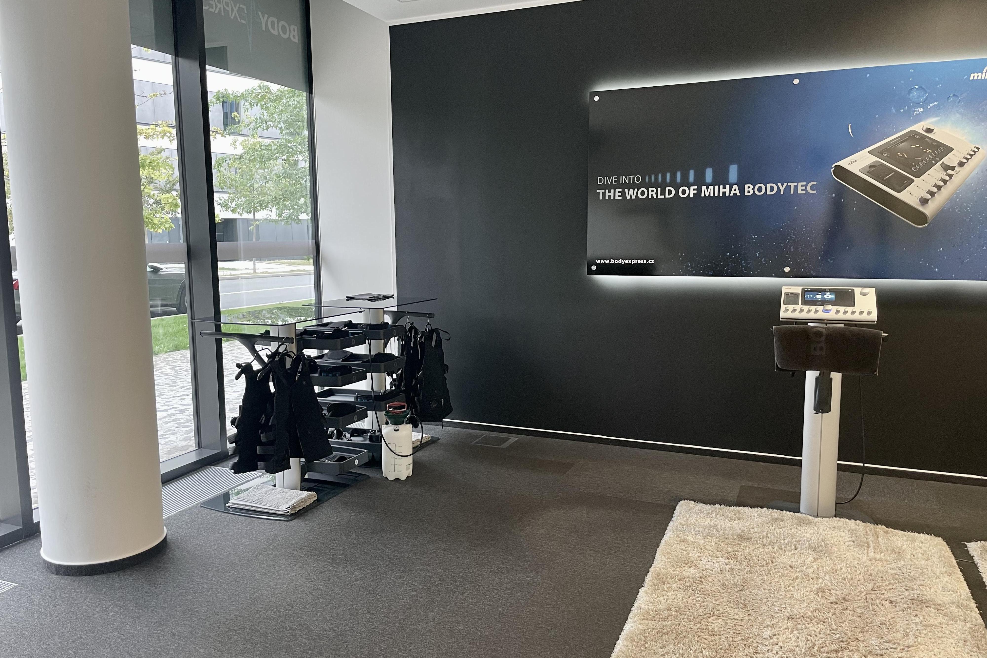 BODY EXPRESS Waltrovka