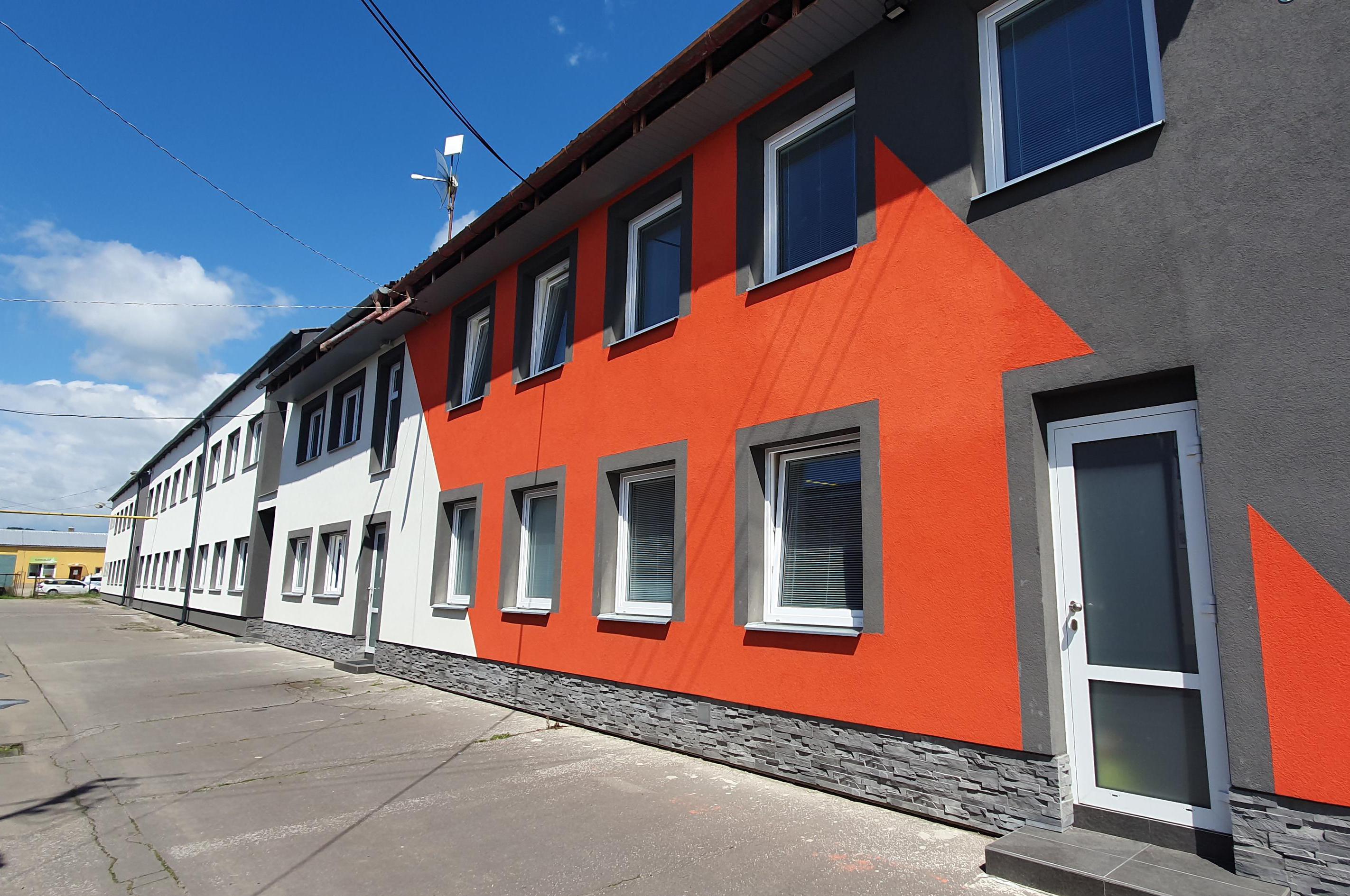 VELKOSKLAD S PLASTY, s.r.o.