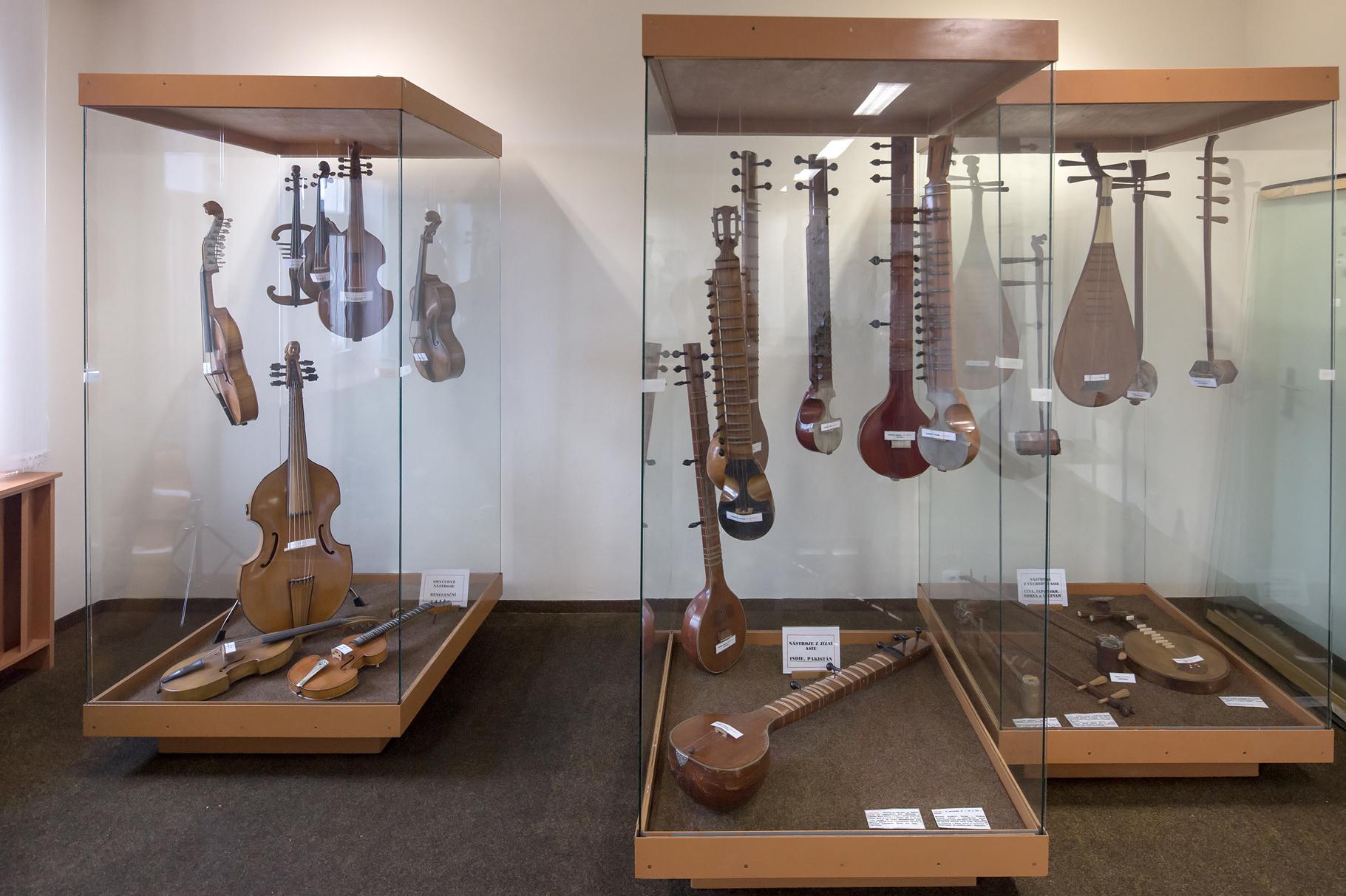 Sbírka historických hudebních nástrojů Luby – Schönbach