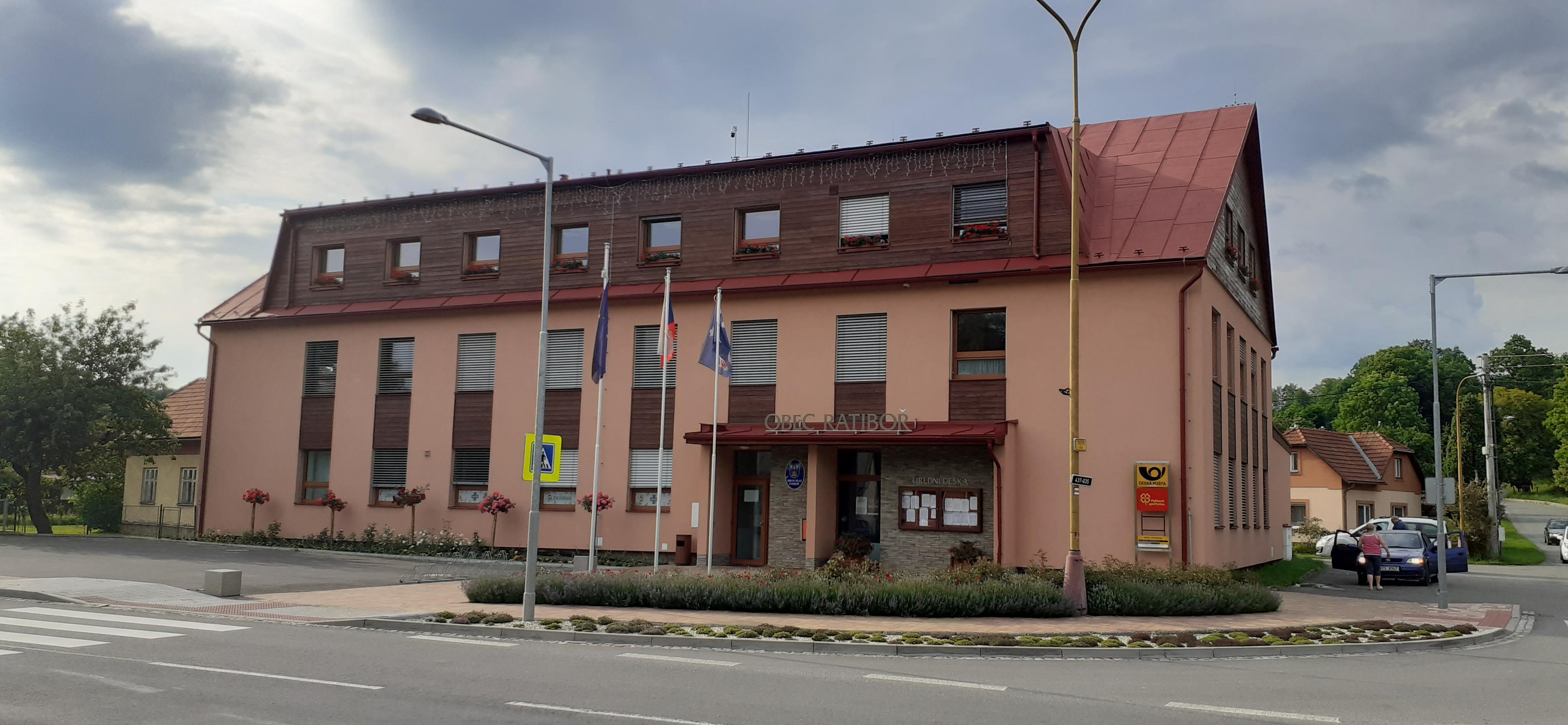 Obecní úřad Ratiboř foto 5