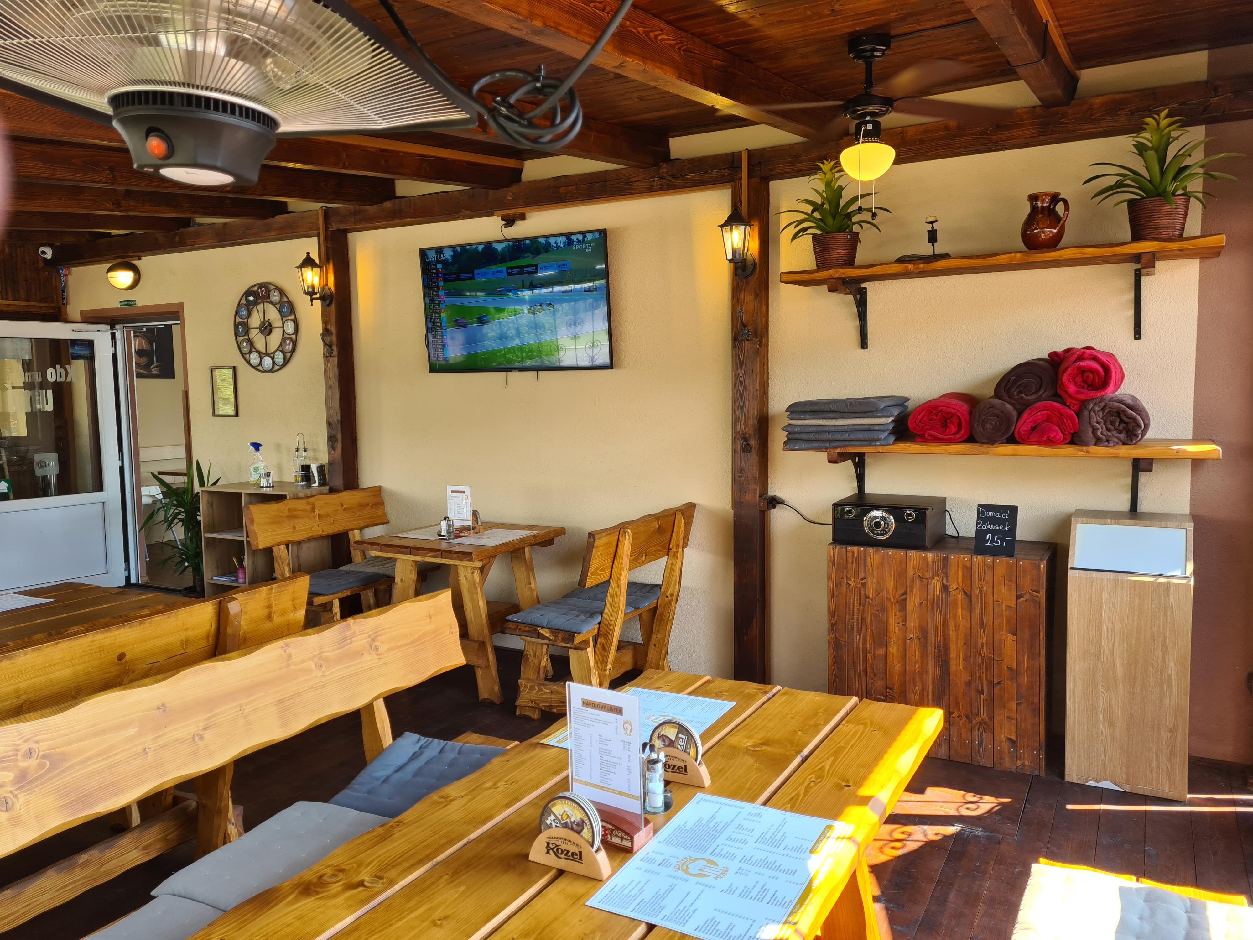 Řízkovna & Pizzeria Praha 11 foto 3