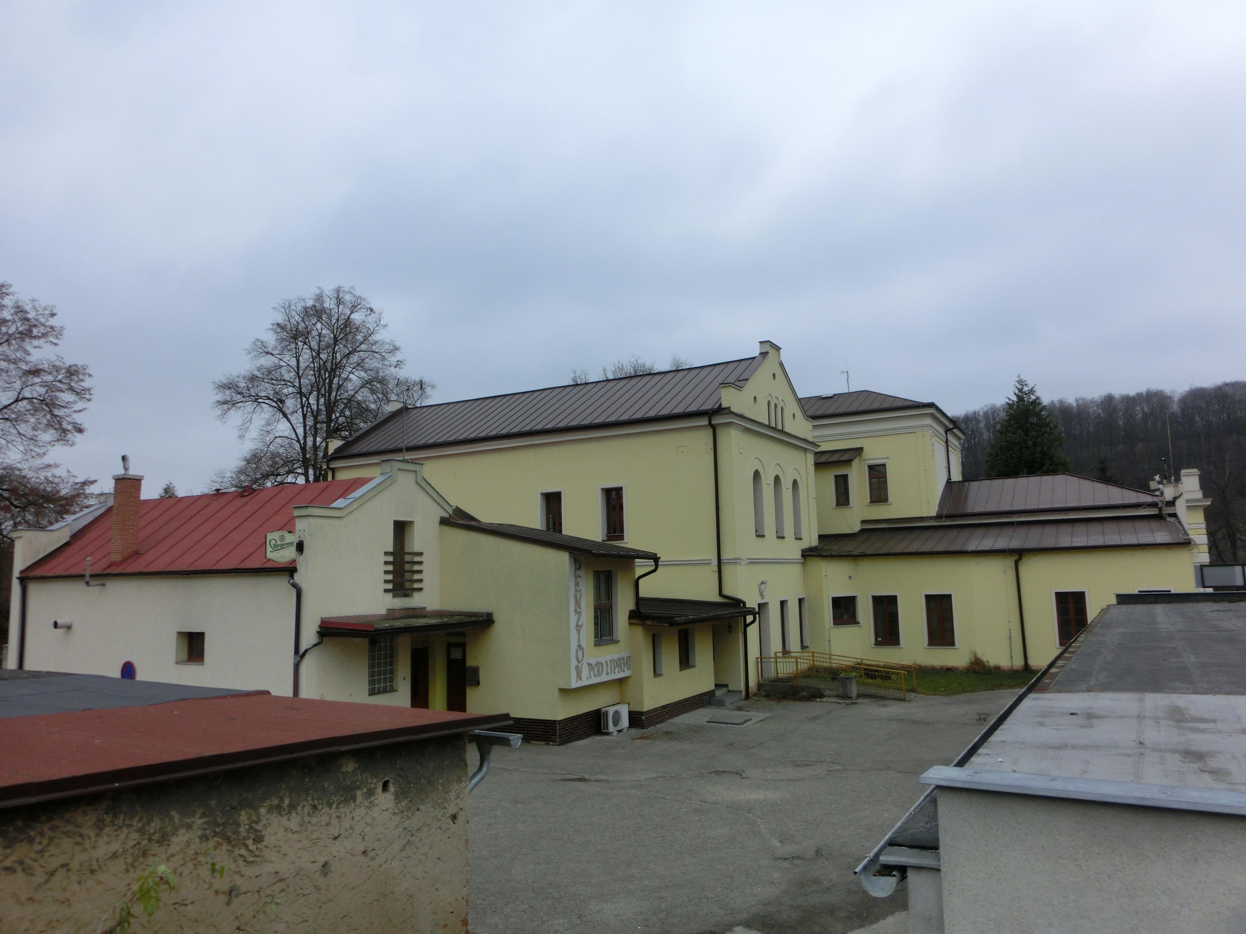 Restaurace Pod Lipami