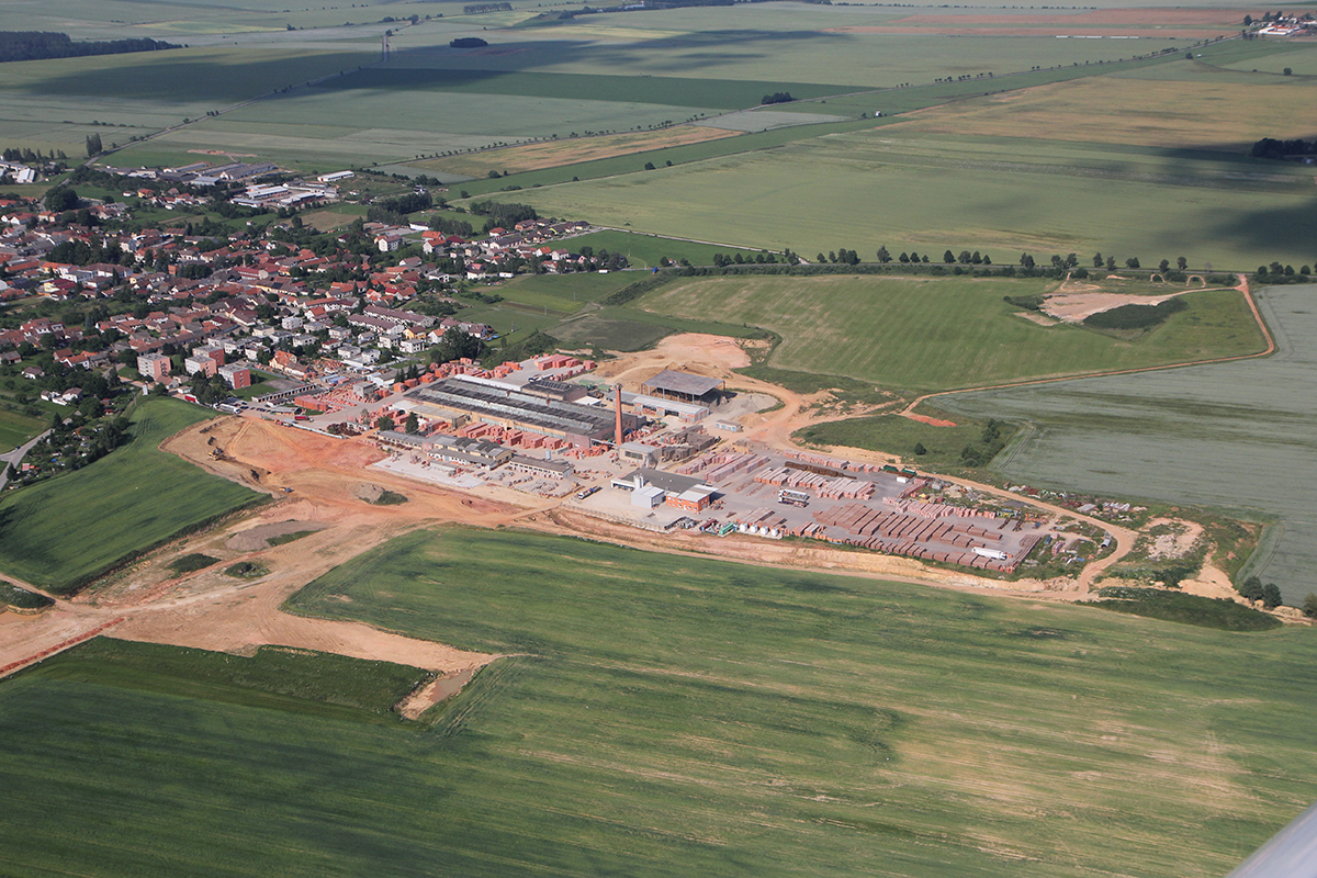 HELUZ cihlářský průmysl a.s. foto 1